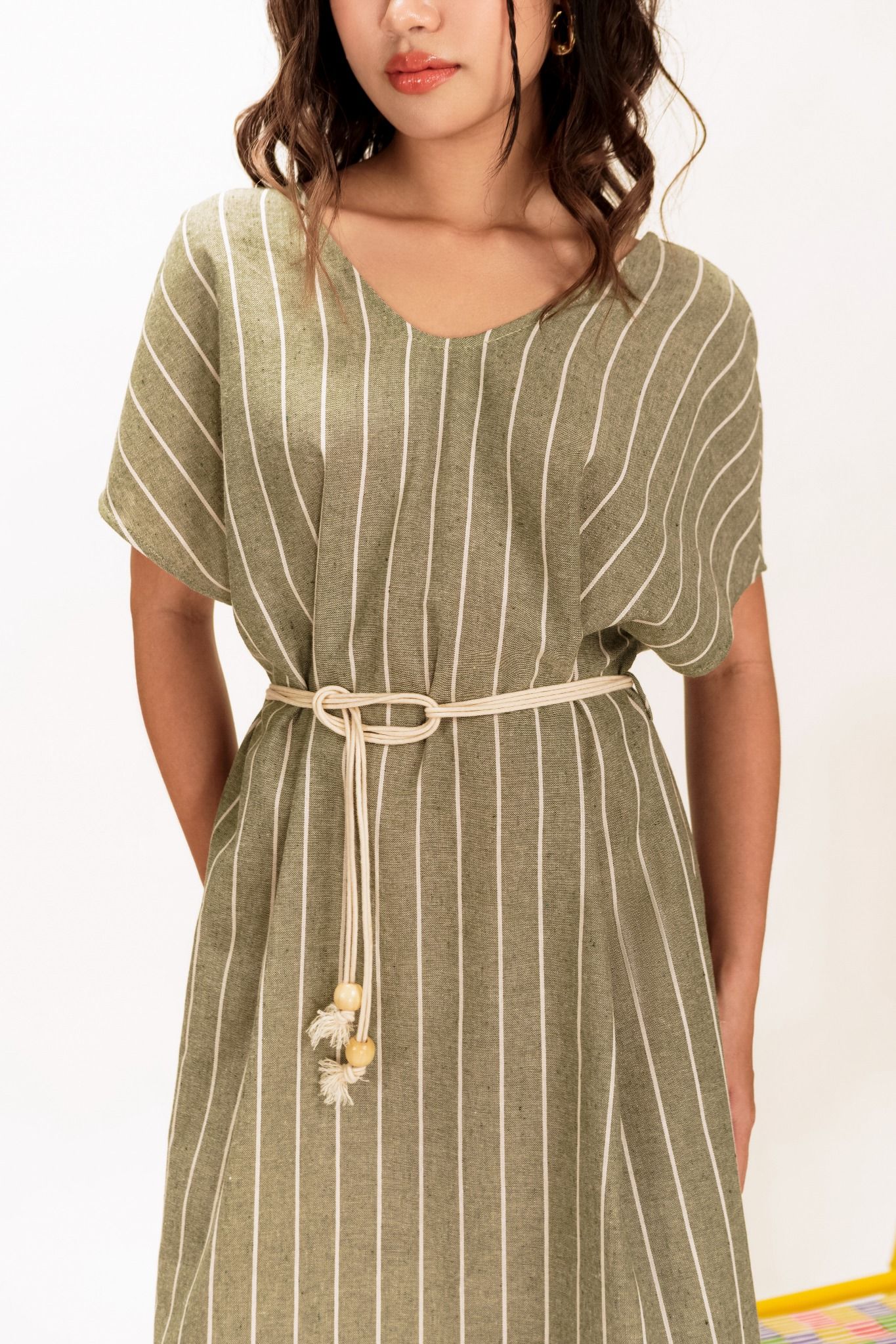  Palm Tie Belt V-neck Linen Dress 