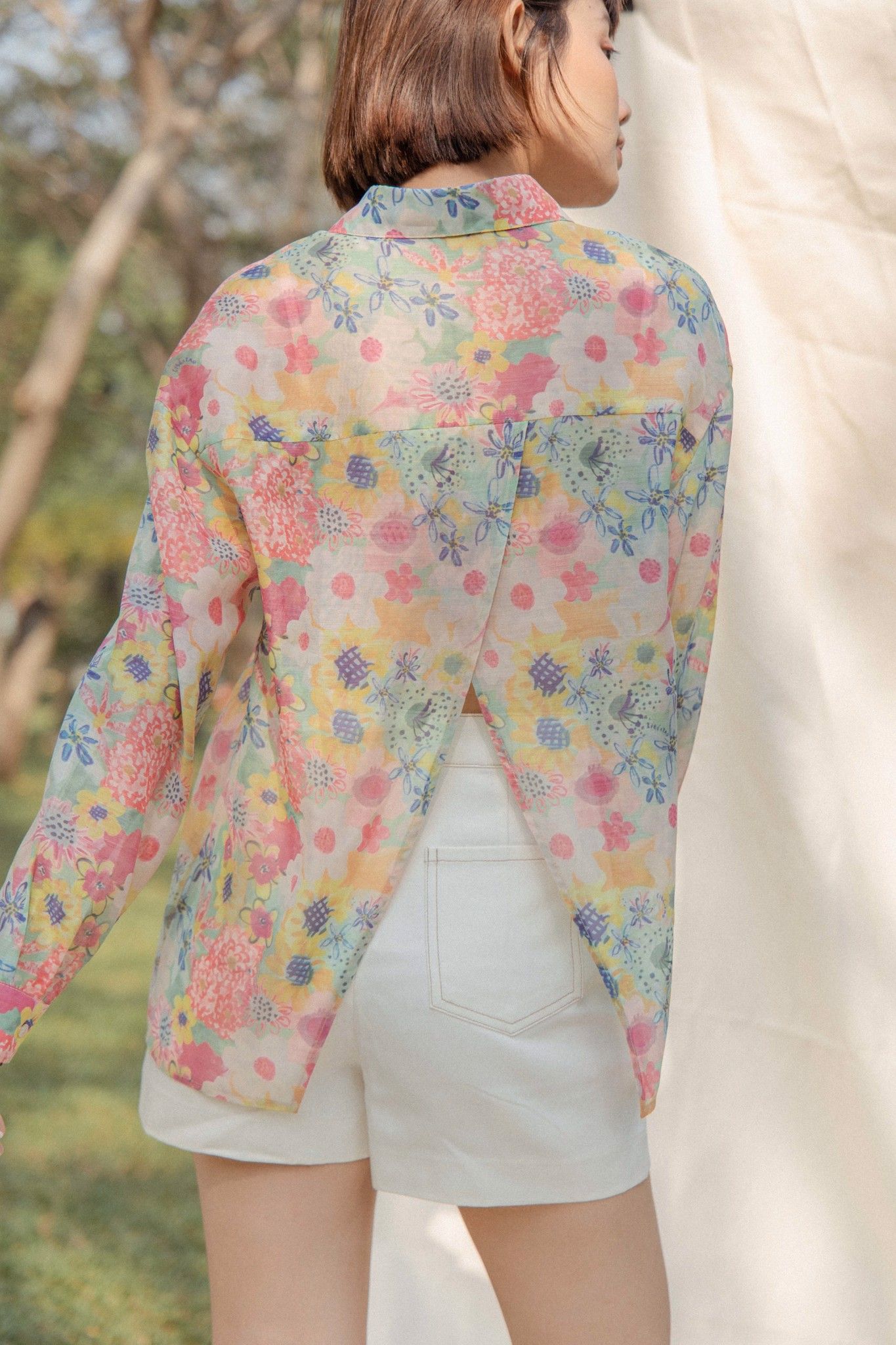 Floral Overlap Back Shirt