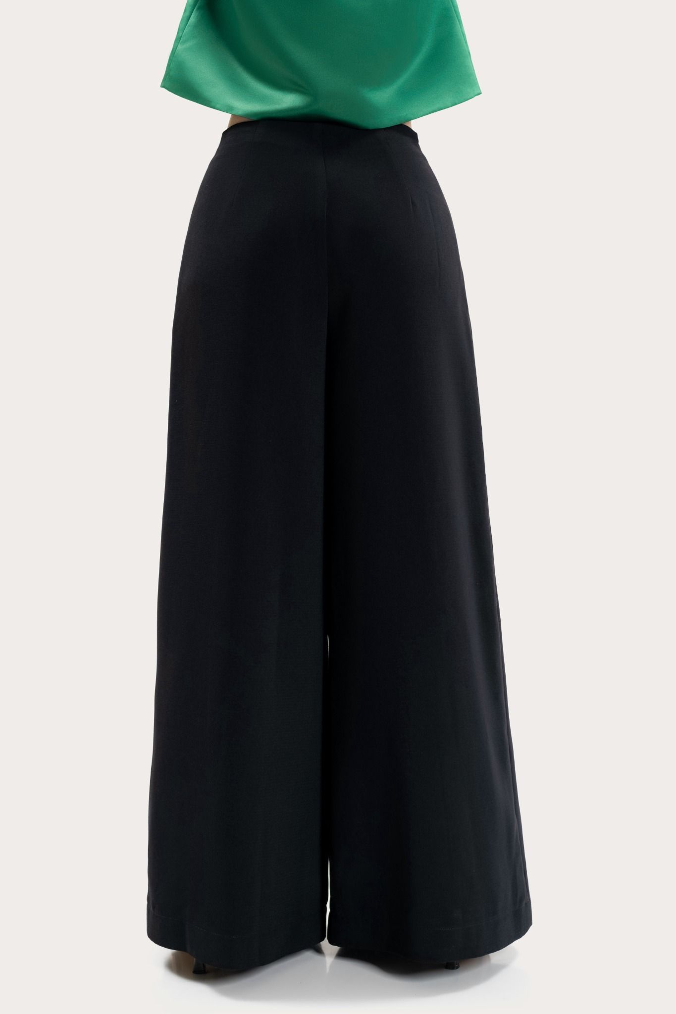  Black Wide Leg Pleated Front Trousers 