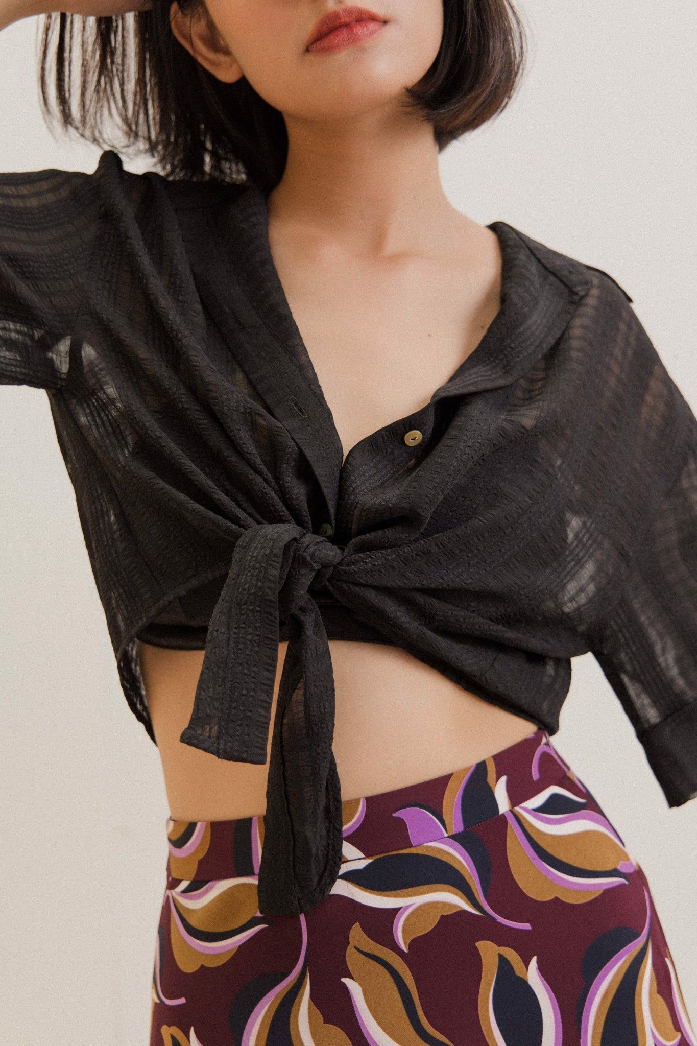 Black Tie Waist Top