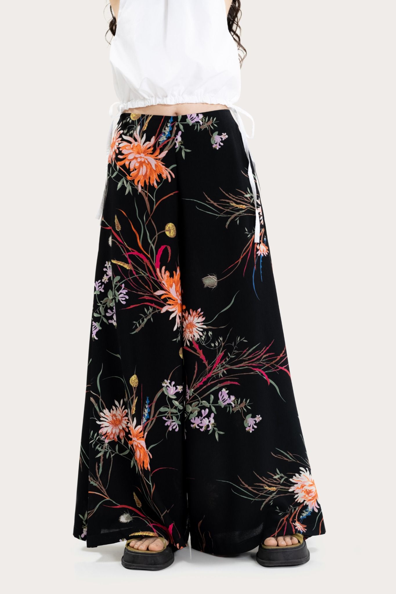  Floral Print Wide Leg Trousers 