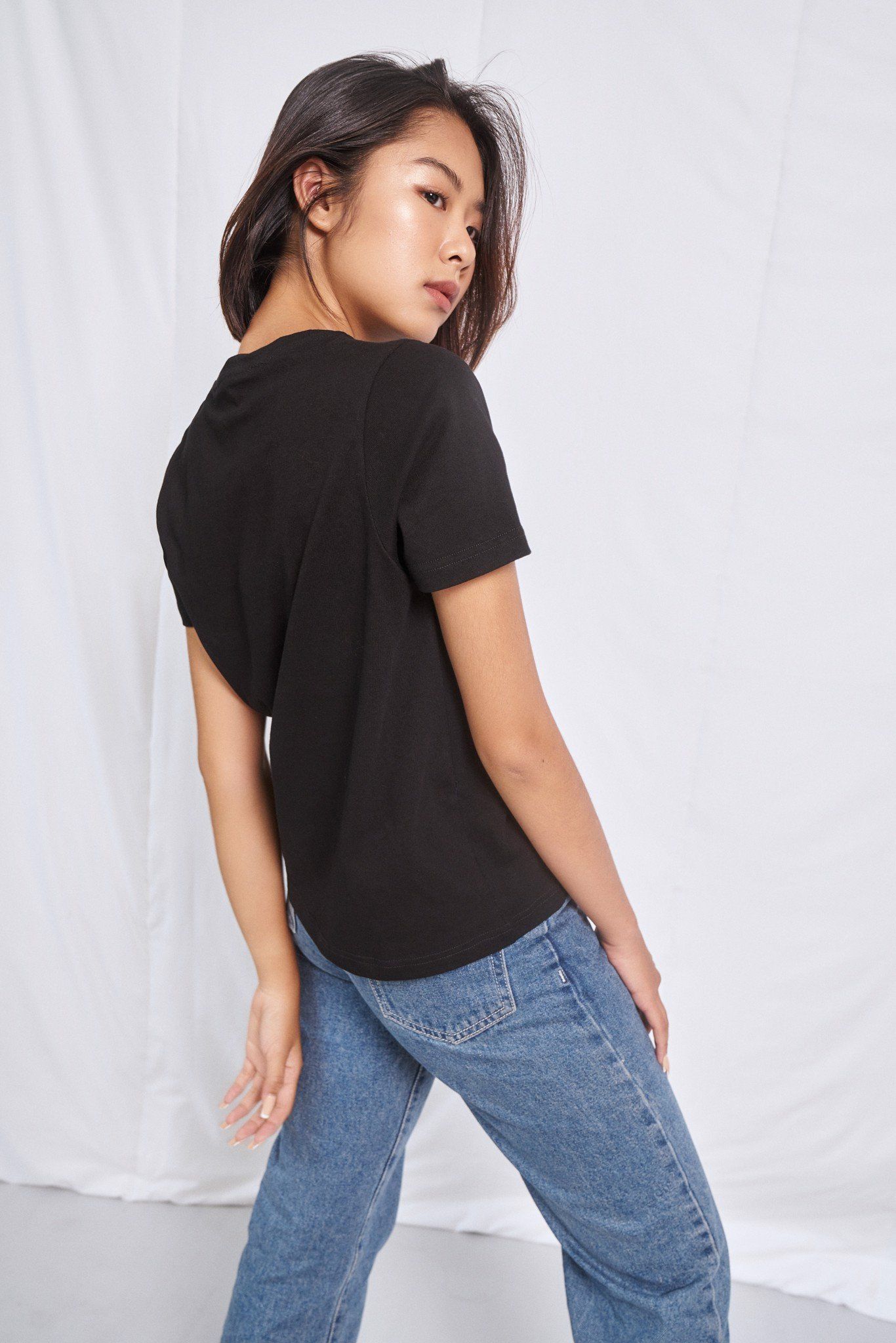 Black Relaxed Fit
T-shirt