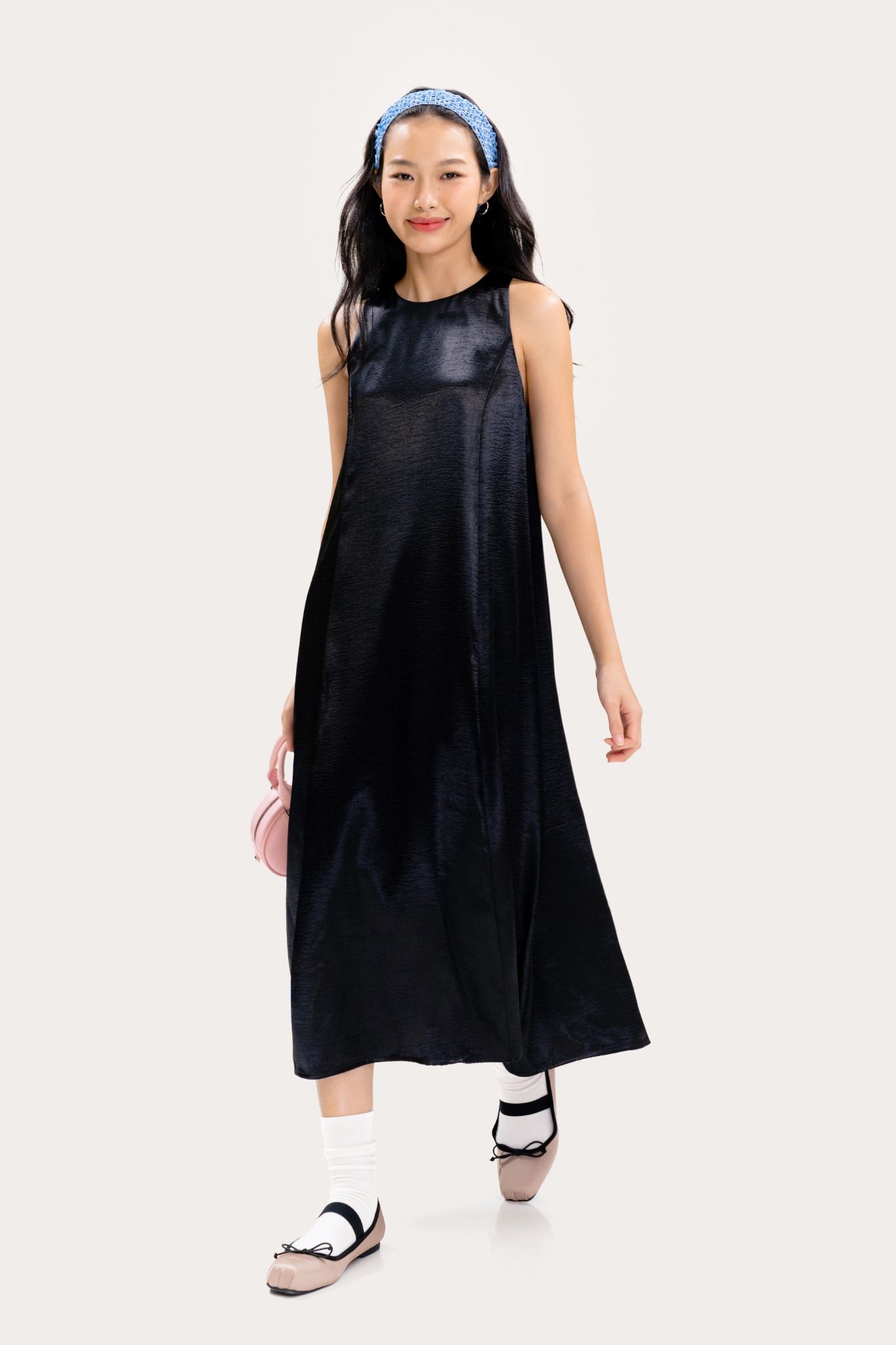  Black Sleeveless Silk Dress 
