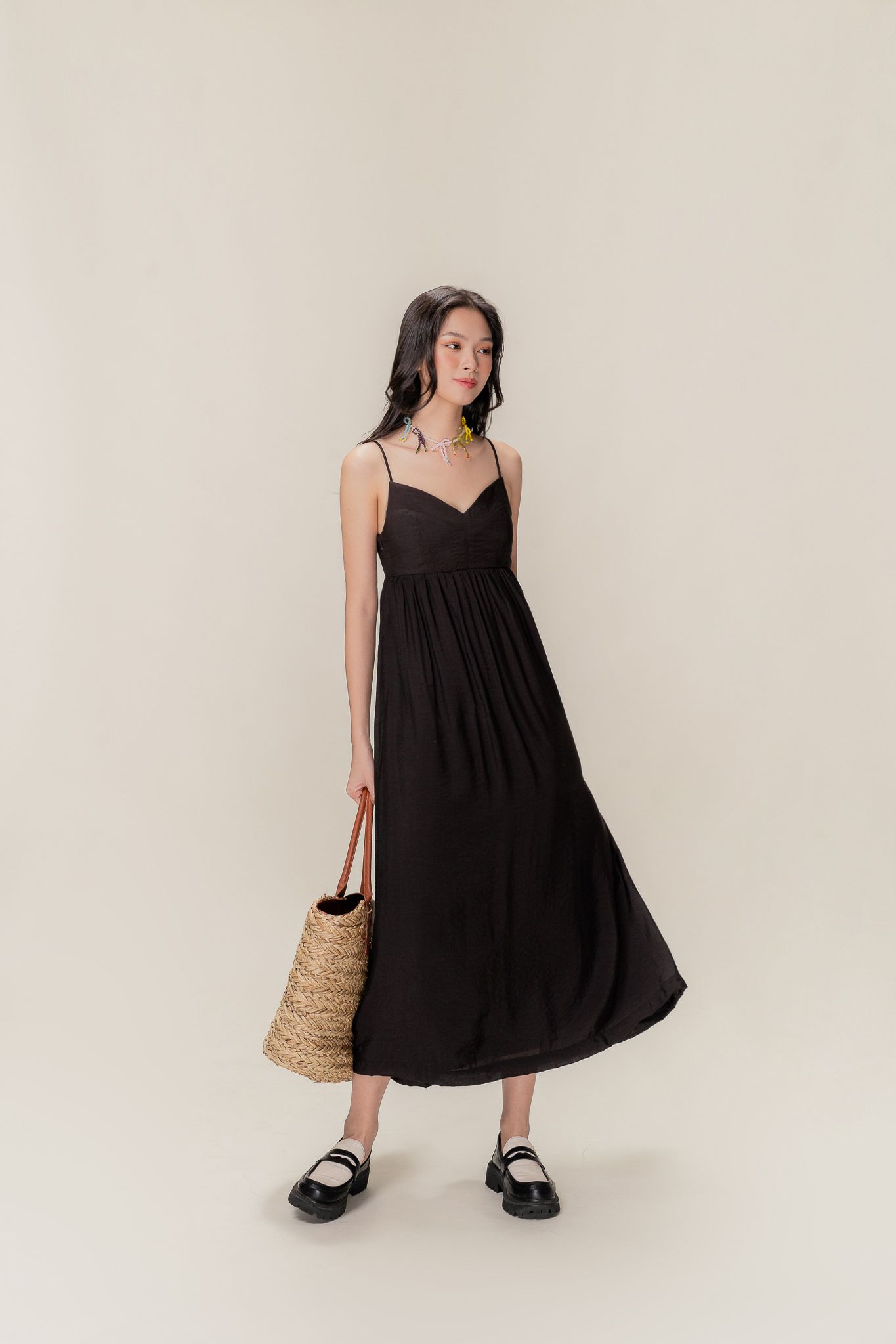  Black Chest Cup Midi Dress 