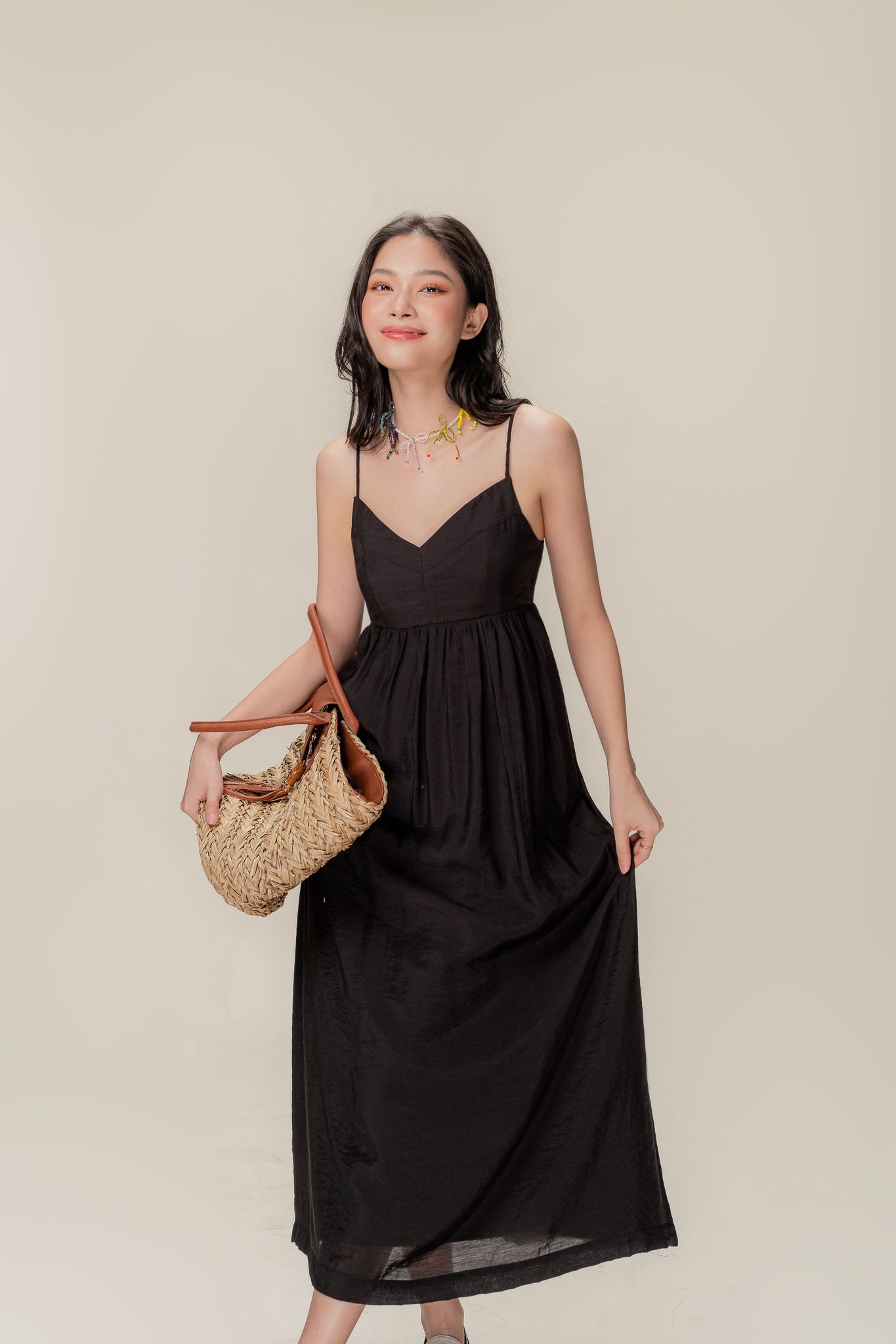  Black Chest Cup Midi Dress 