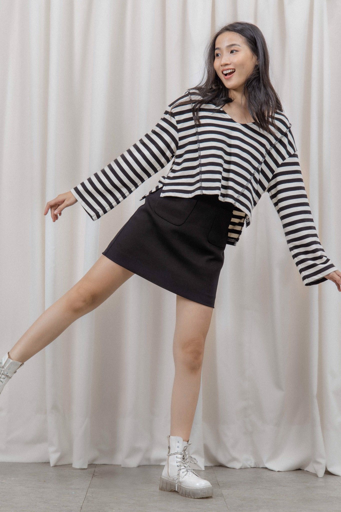 Black Mini Skirt With Pockets