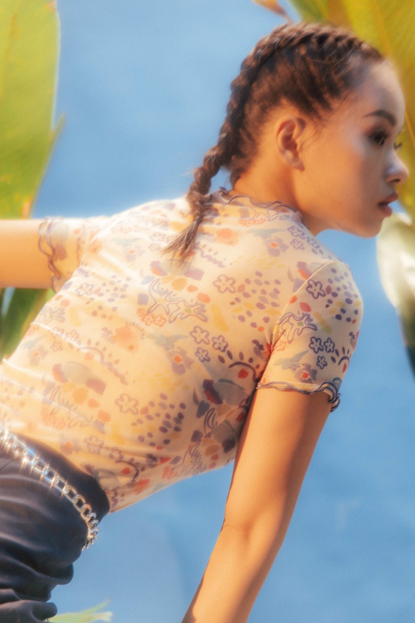 Abstract Printed Mesh Top