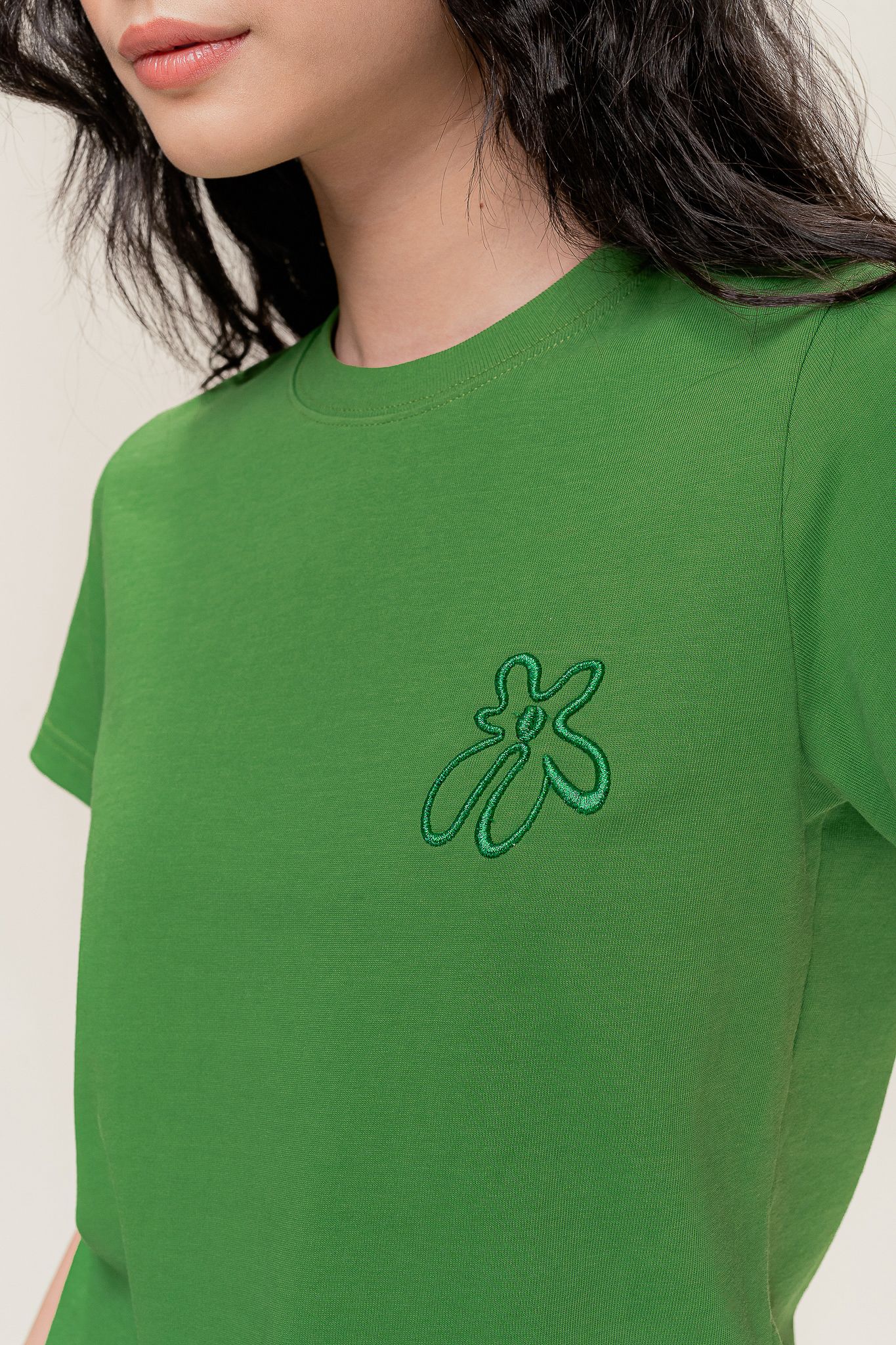  Green Basic T-shirt With Flower 