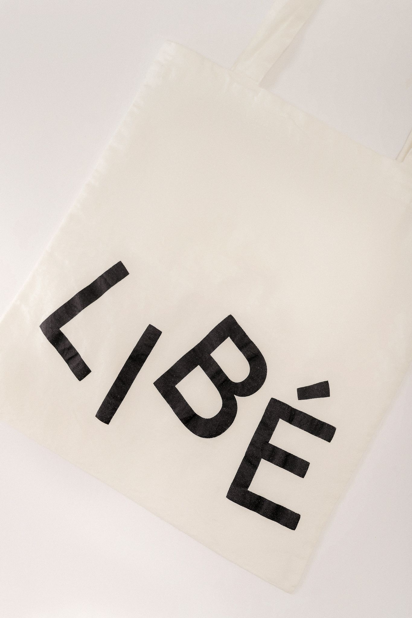  White LIBÉ Tote Bag 