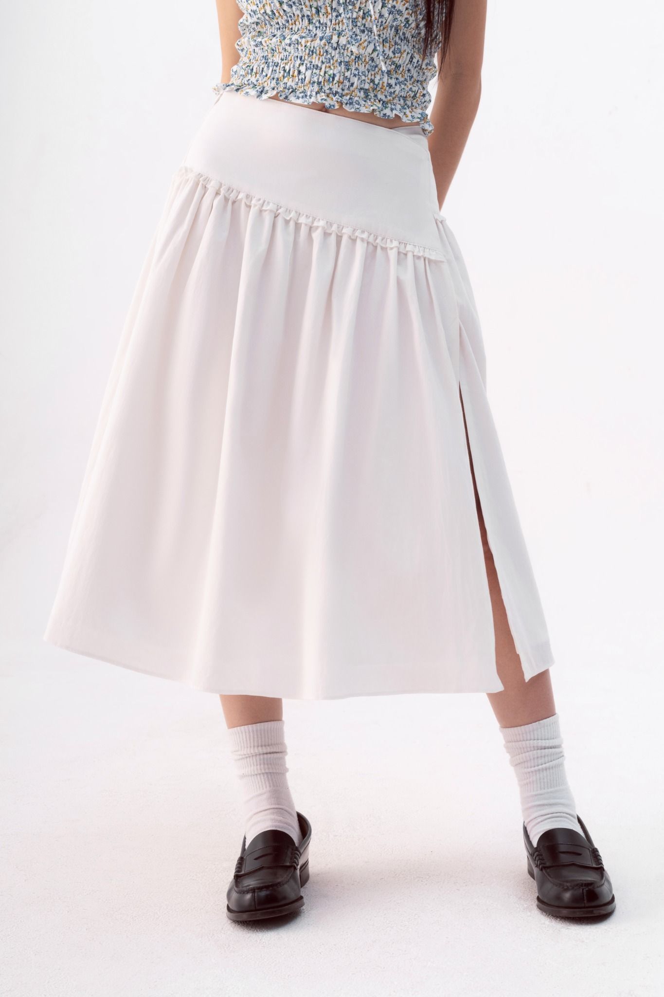  White Ruffle Side Slit Mid-Length Skirt 