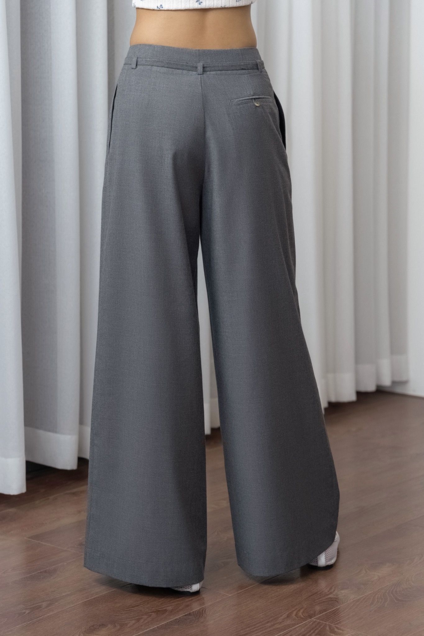 Belt Pleated Trousers