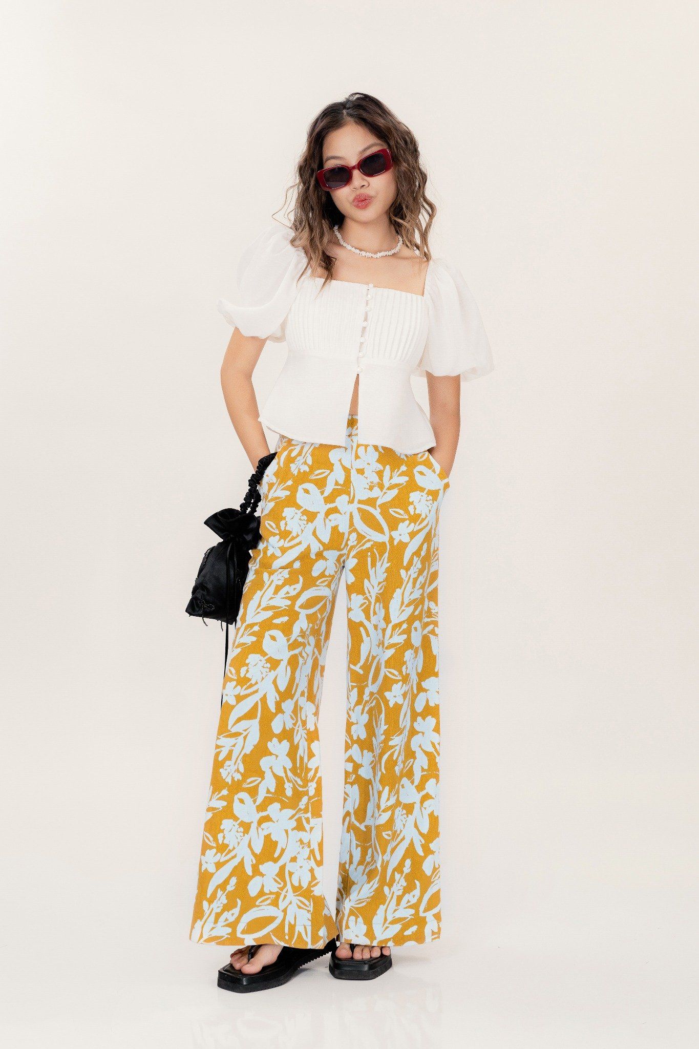  Floral Linen Wide Leg Trousers 