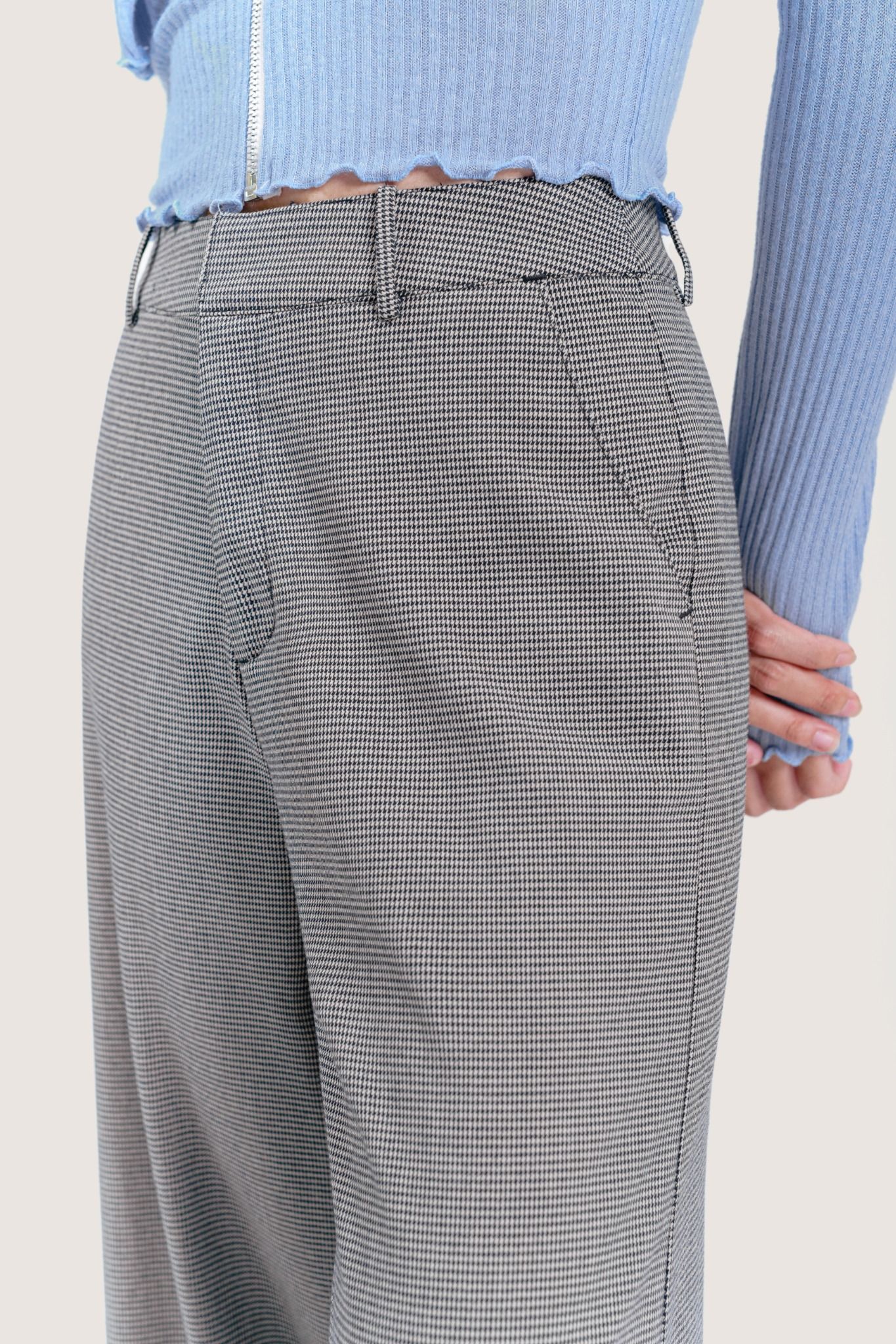  Fine Houndstooth Wide Leg Trousers 