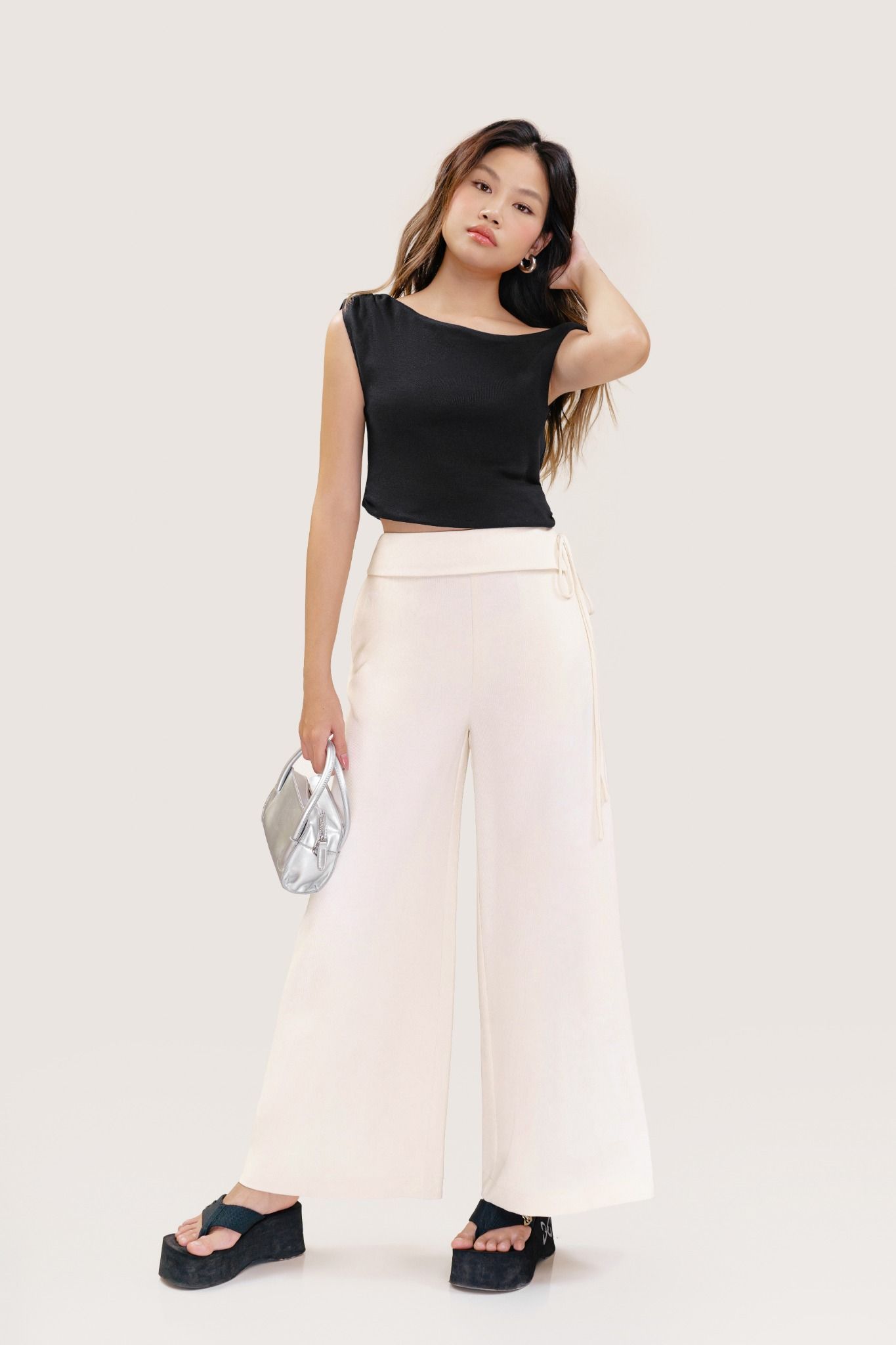  Cream High-Waisted Wide Leg Trousers With Side Flat 