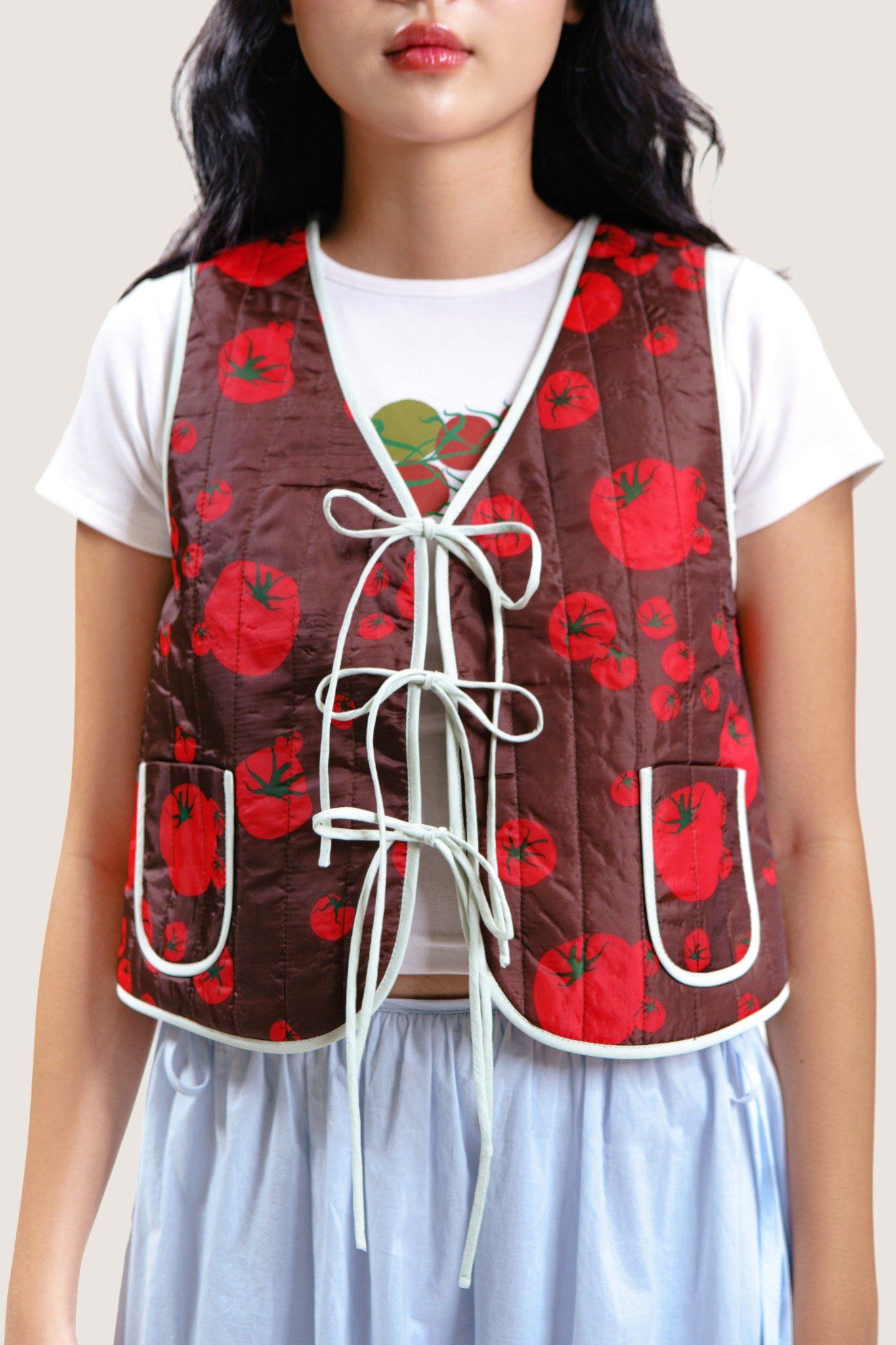  Sweet & Sour Tomatoes Tie-Front Quilted Gilet 