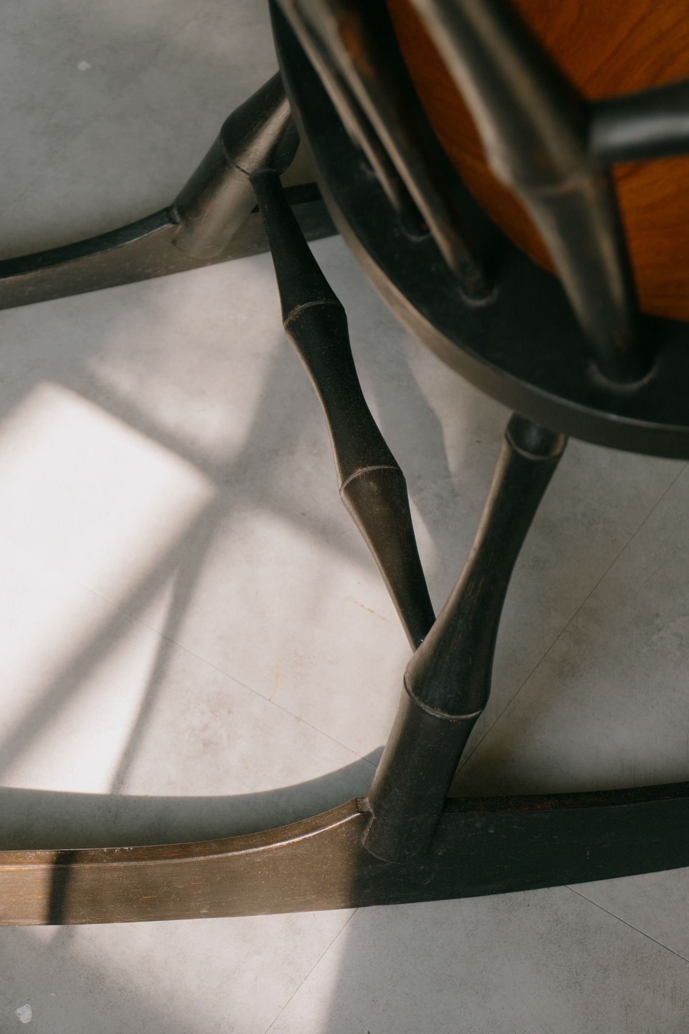 ROCKING CHAIR