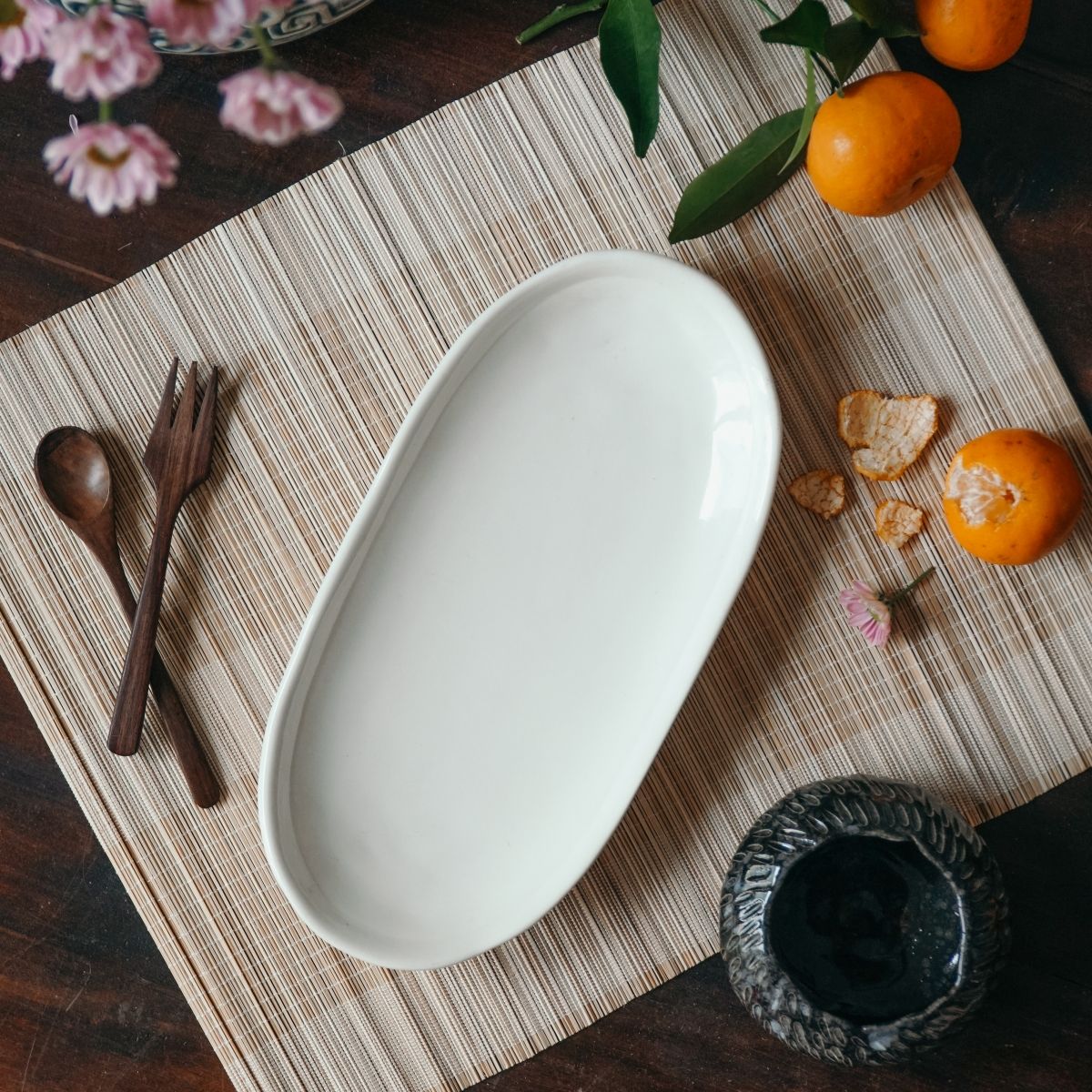 Dĩa Oval trắng