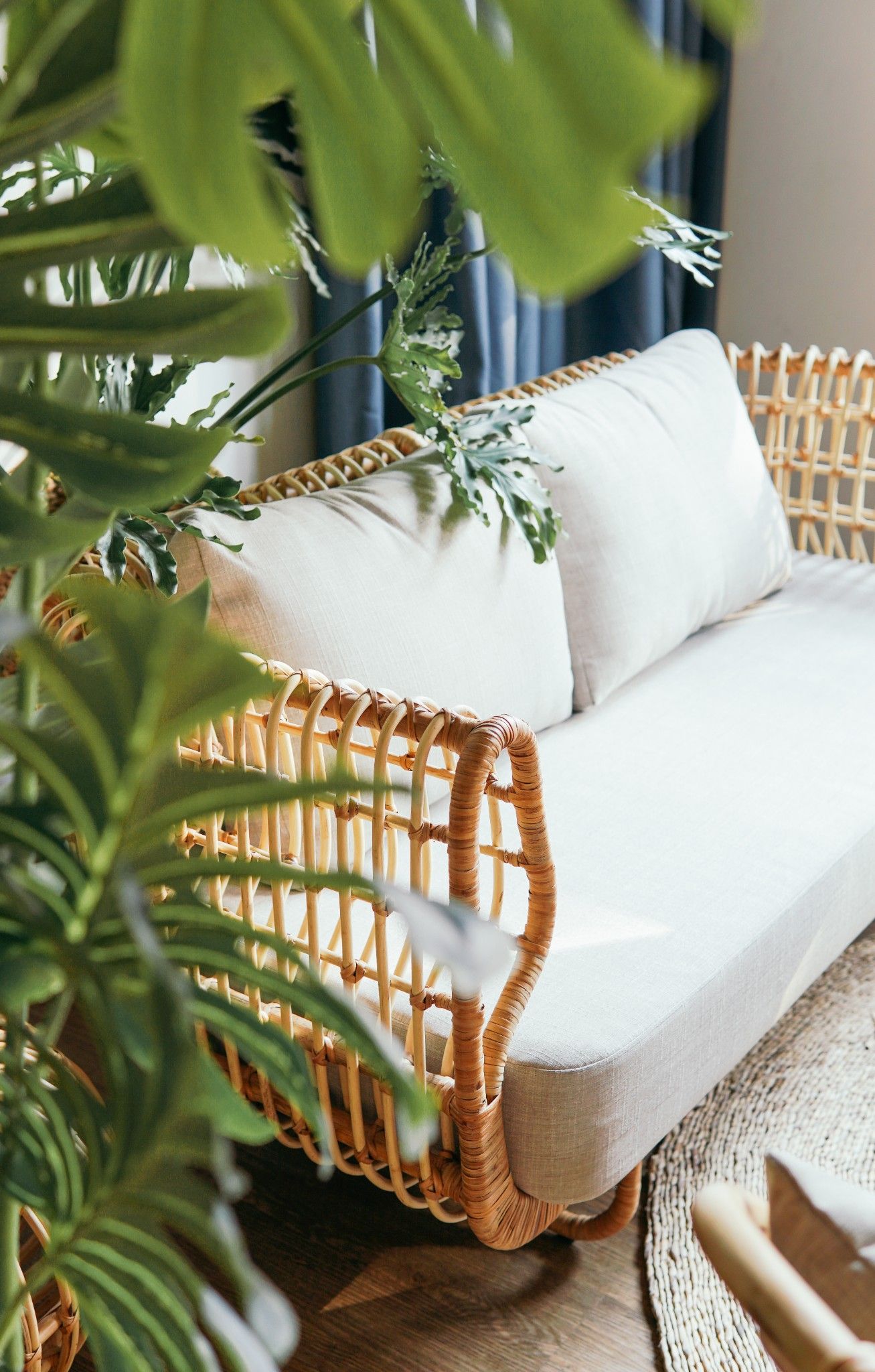 SOFA MÂY NỮ HOÀNG