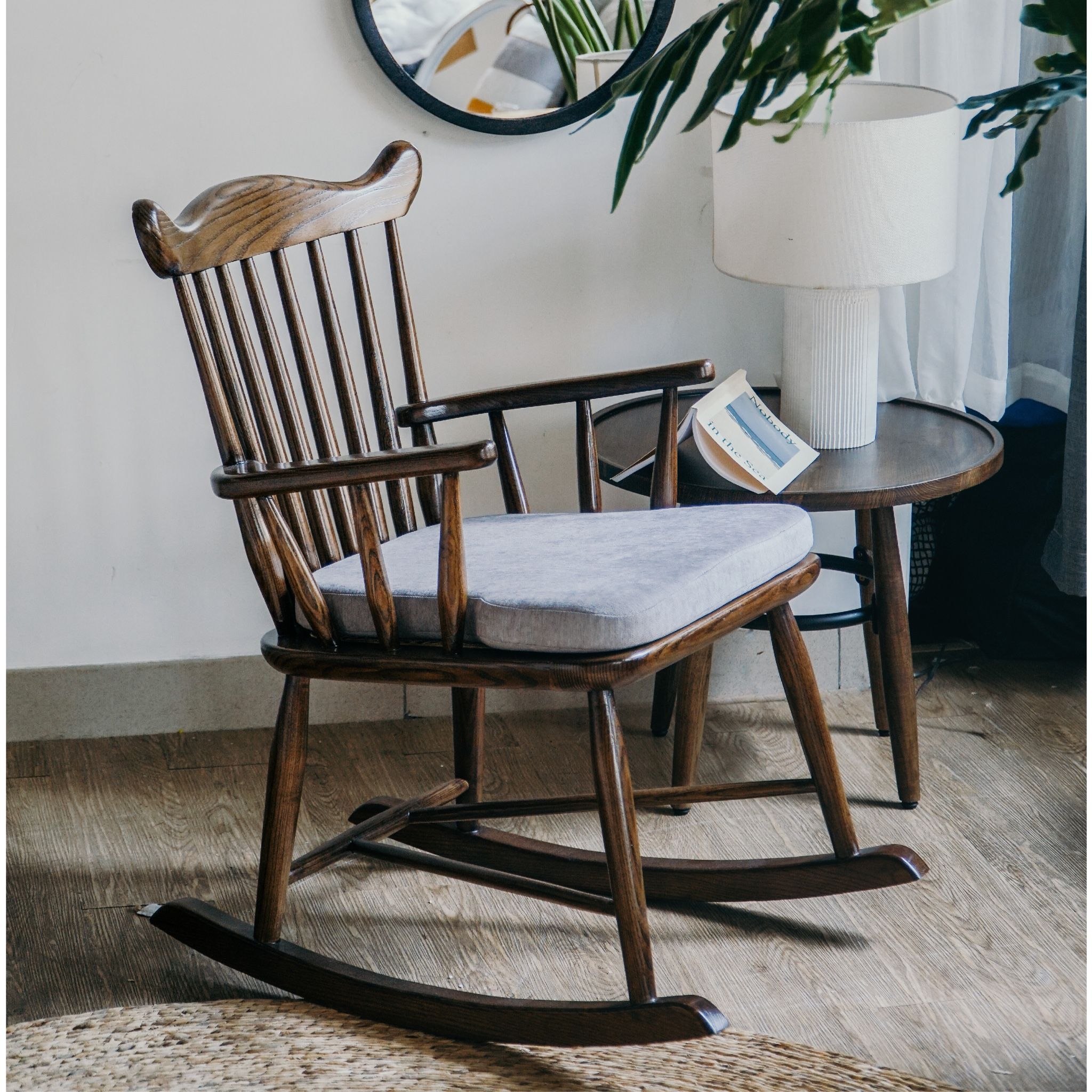 rocking chair - ghế bập bênh