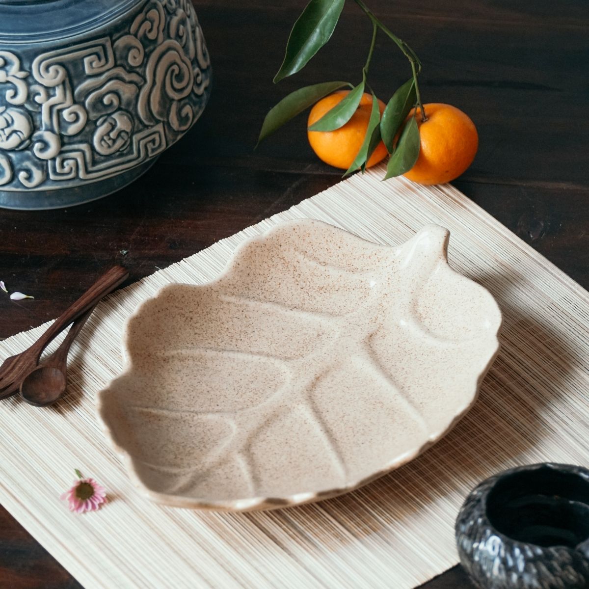 Dĩa gốm Lá mùa thu - Gốm Thủ Công - Gốm Vuốt Tay