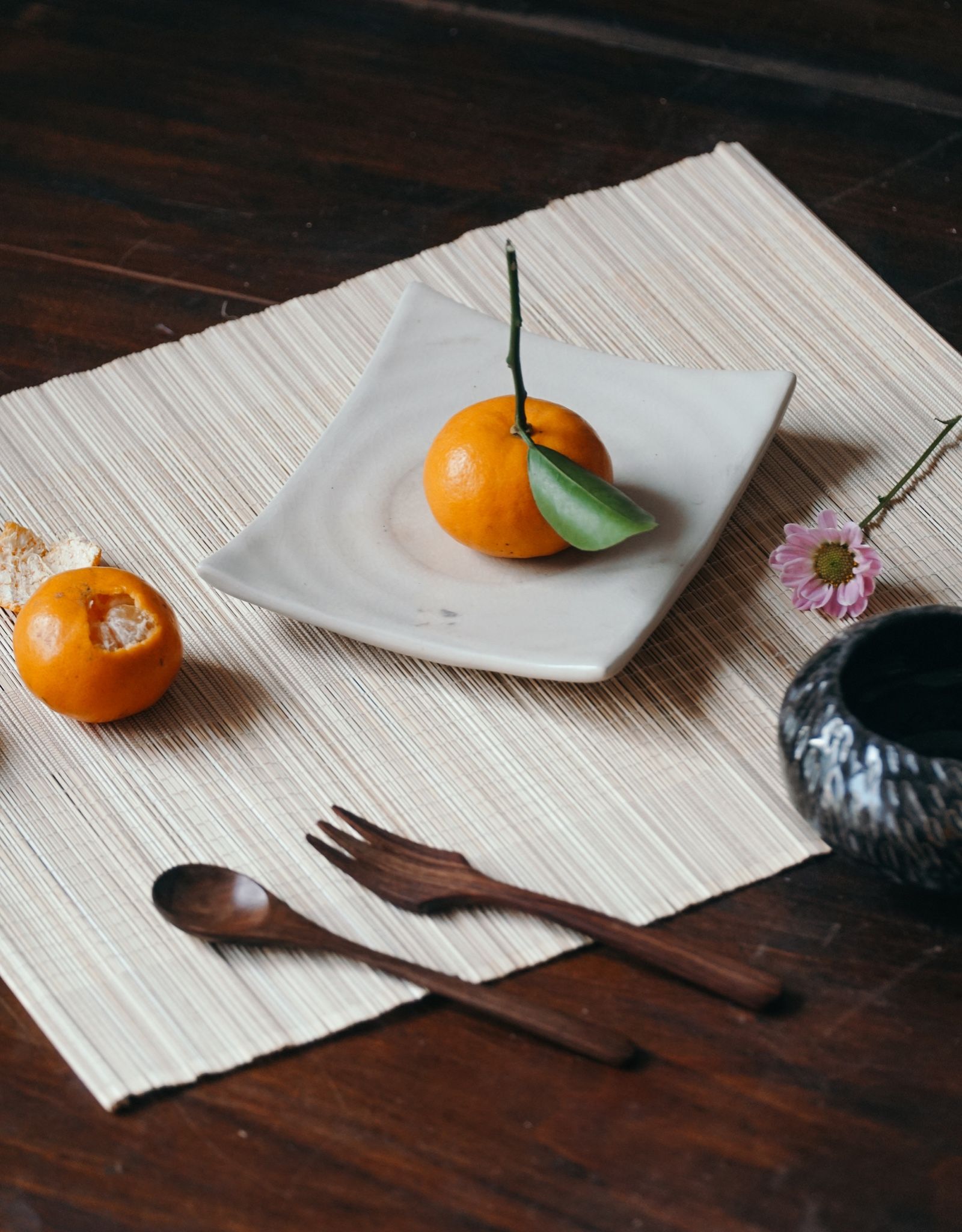 Dĩa Vuông trắng