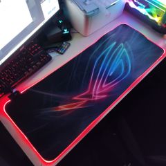 LÓT CHUỘT DÀI GAMING RGB ASUS