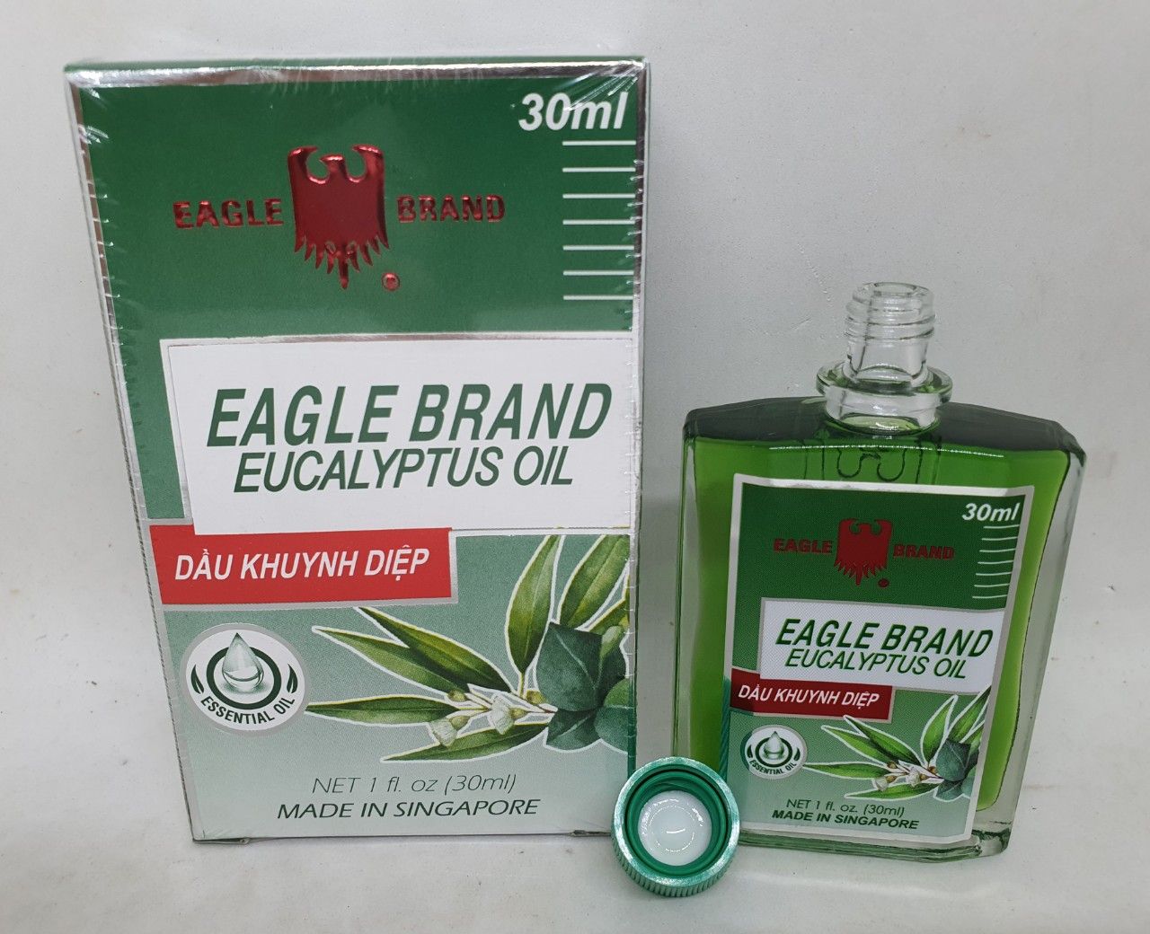 Dầu khuynh diệp singapore eagle brand eucalyptus oil dành cho bé chính hãng 30 ml
