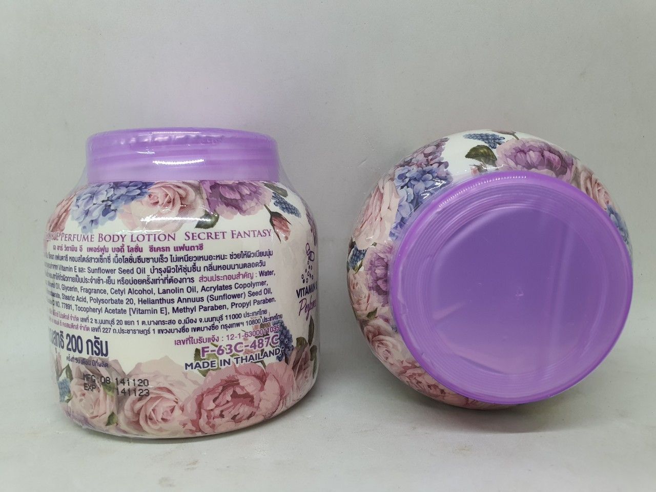 Kem dưỡng thể vitamin e secret fantasy perfume body lotion màu tím trắng da thái lan 200 gam