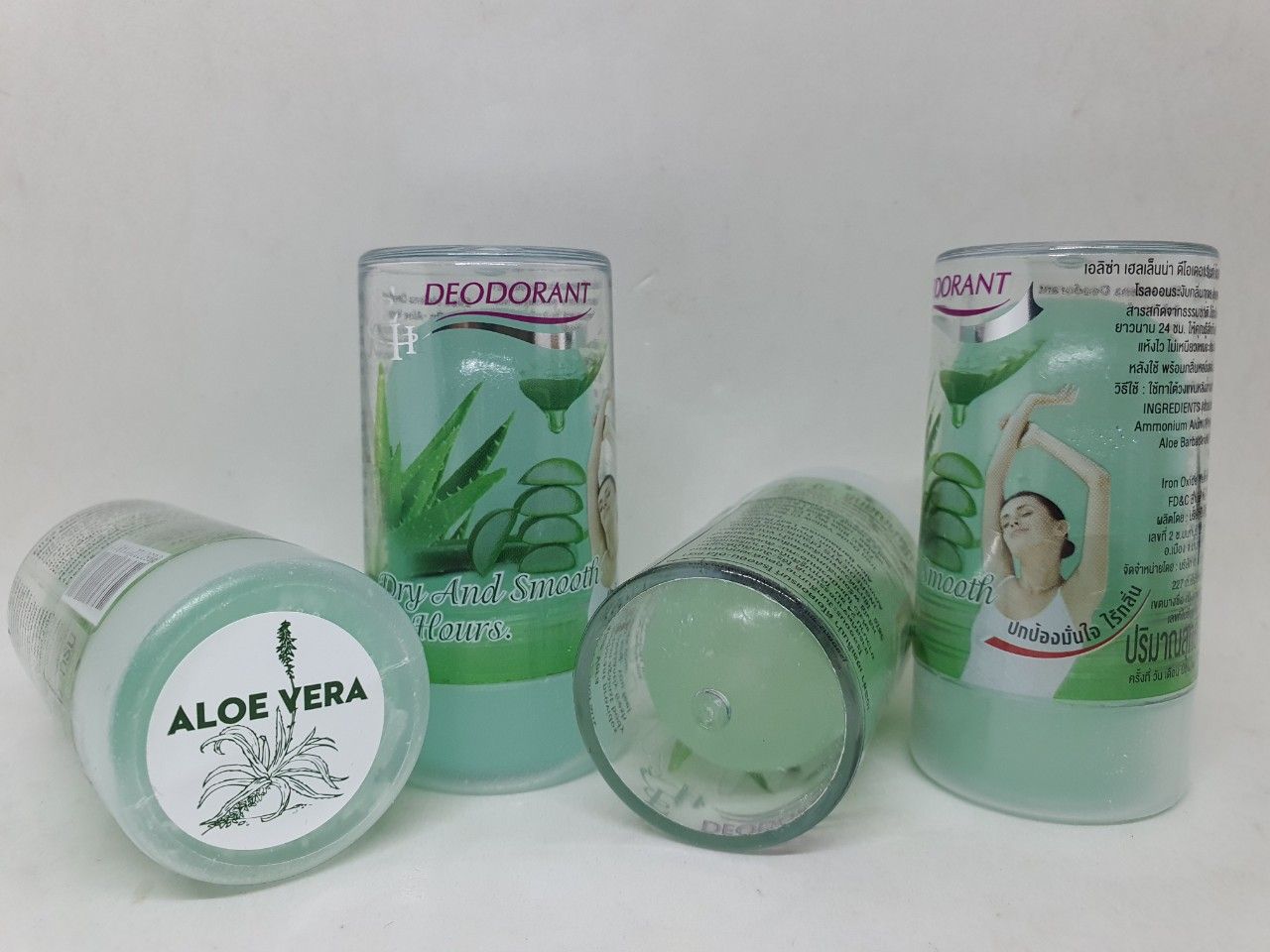 Lăn Khử Mùi Đá Khoáng Deodorant Nha Đam Chính Hãng Thái Lan 70 gam