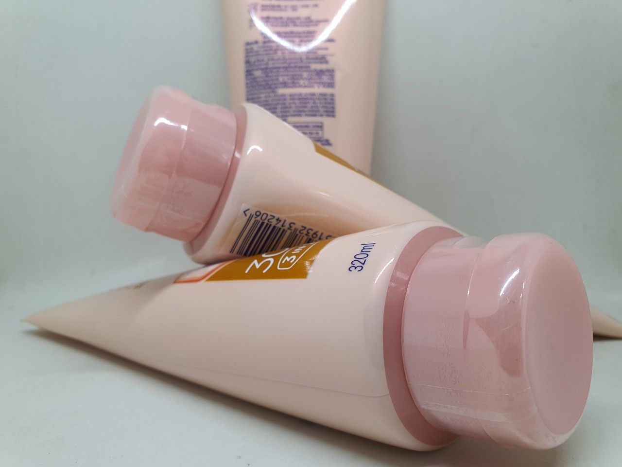 Sữa dưỡng thể trắng da vaseline 30x hàng chính hãng thái lan 320 ml