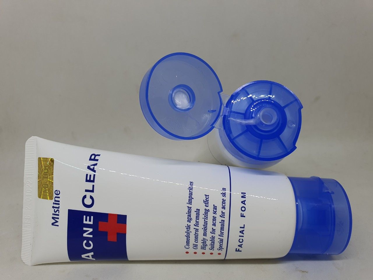 Sữa rữa mặt mistine acne clear facial foam chính hãng thái lan 85 gam