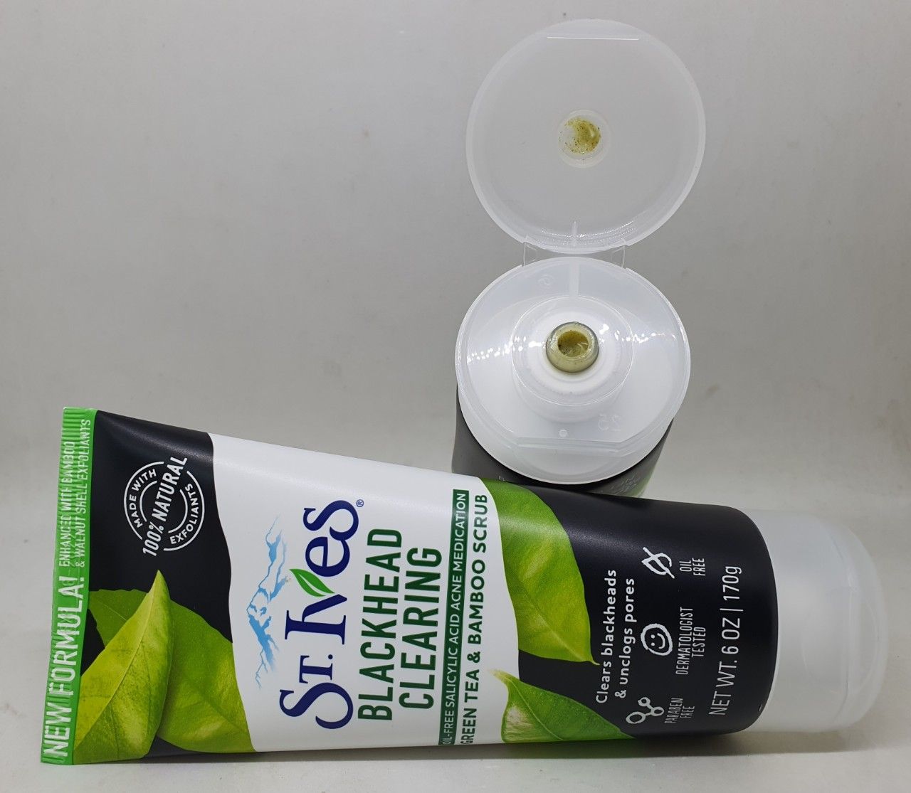 Sữa rửa mặt st. ives blackhead clearing green tea & bamboo scrub chính hãng mỹ 170 gam