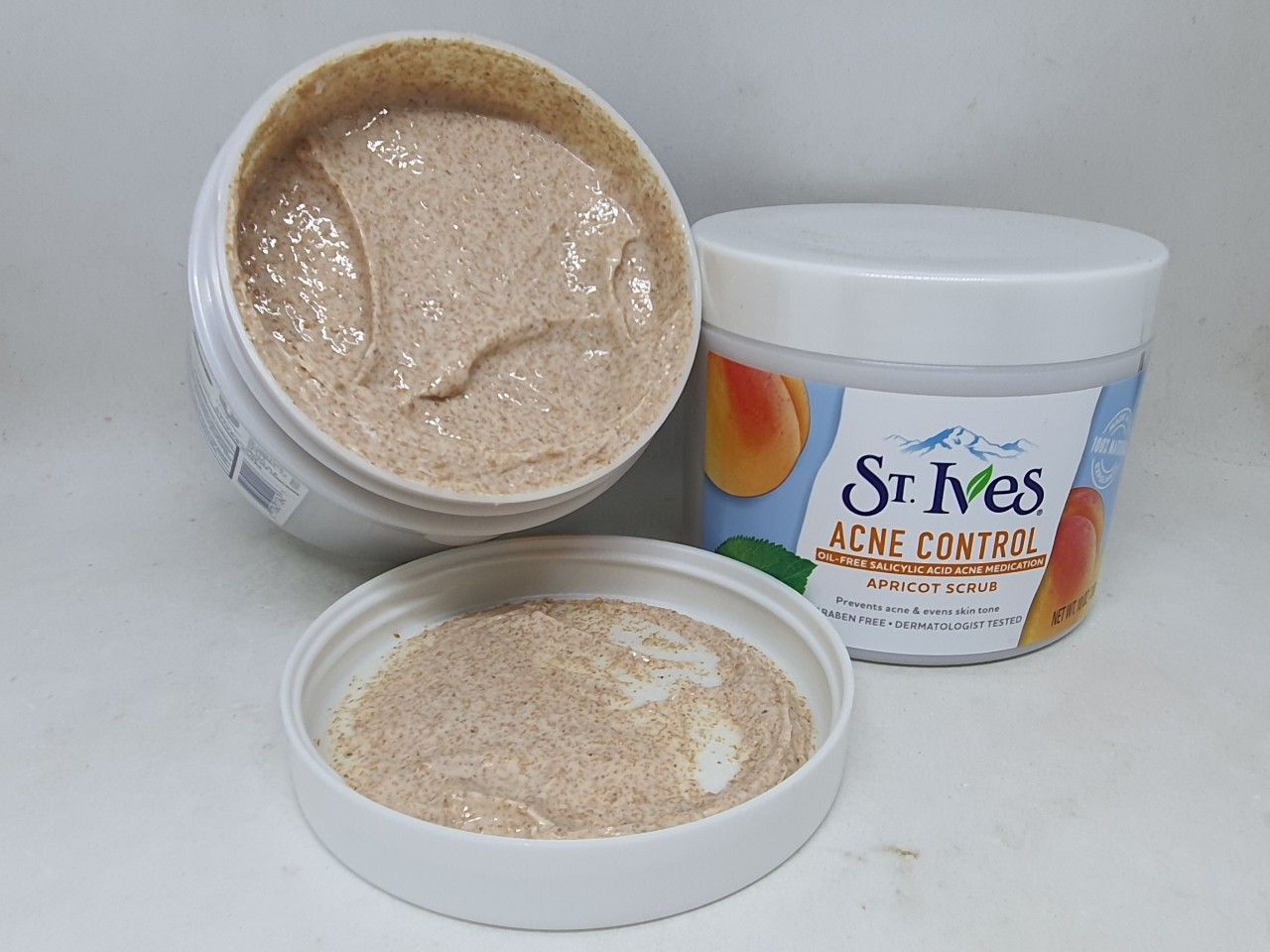 Tẩy tế bào chết st.ives acne control apricot scrub chính hãng mỹ 283 gam