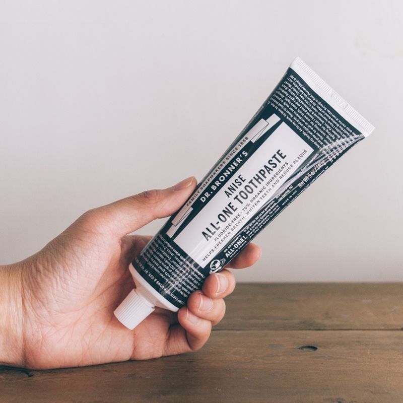 Kem Đánh Răng Hữu Cơ Dr Bronner's ALL ONE ANISE 140g