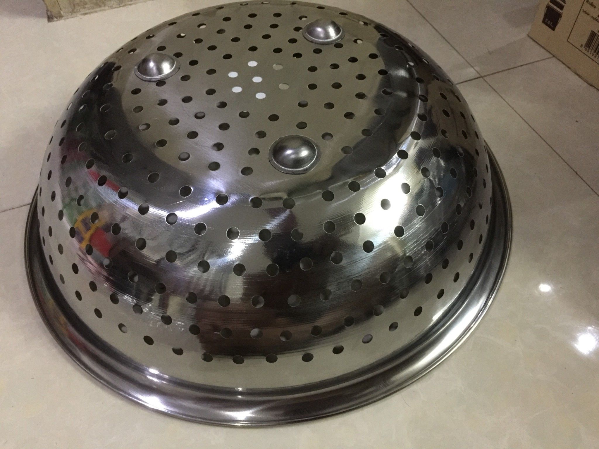 Rổ Inox lỗ to đường kính 18cm đến 62cm