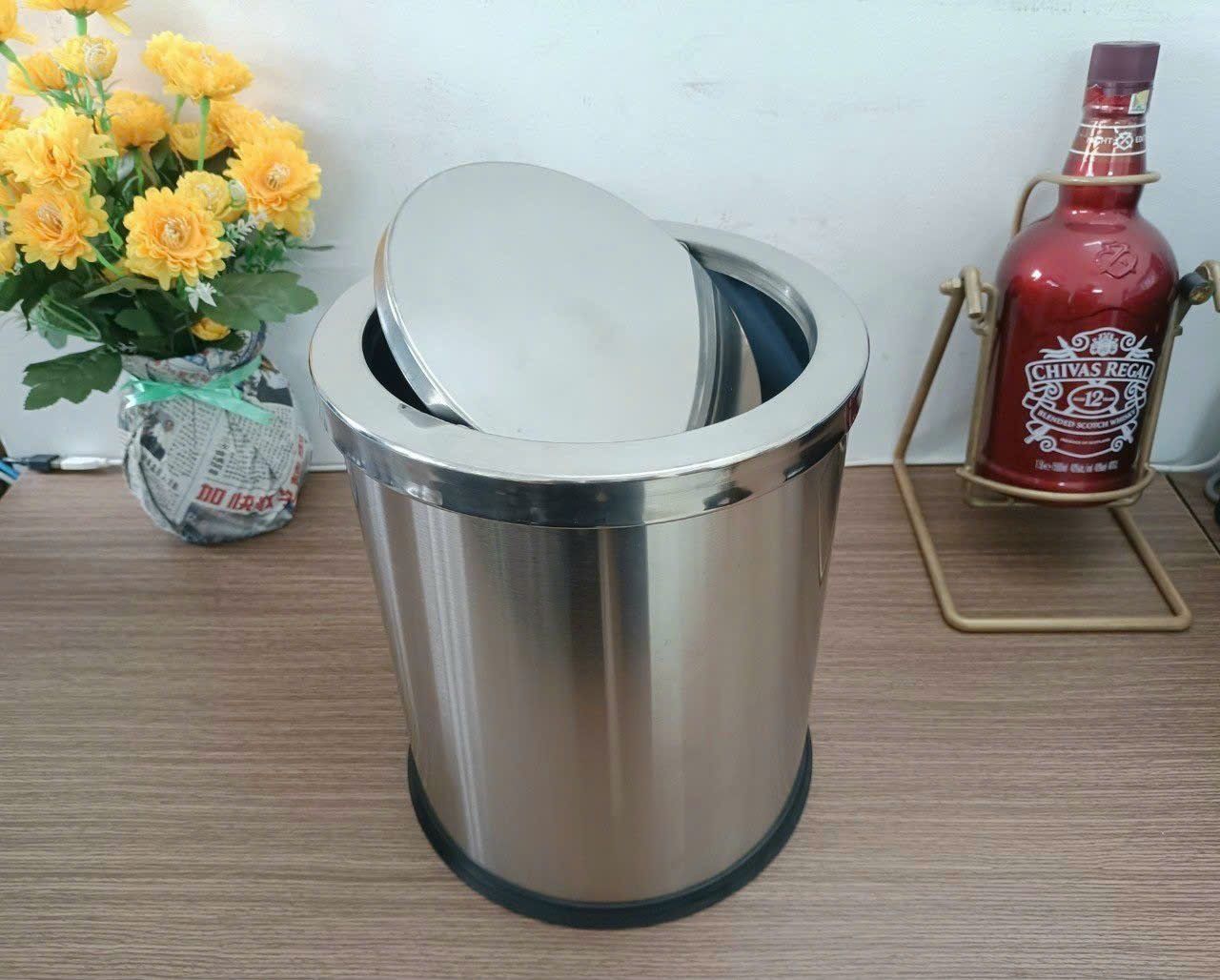 Thùng rác inox