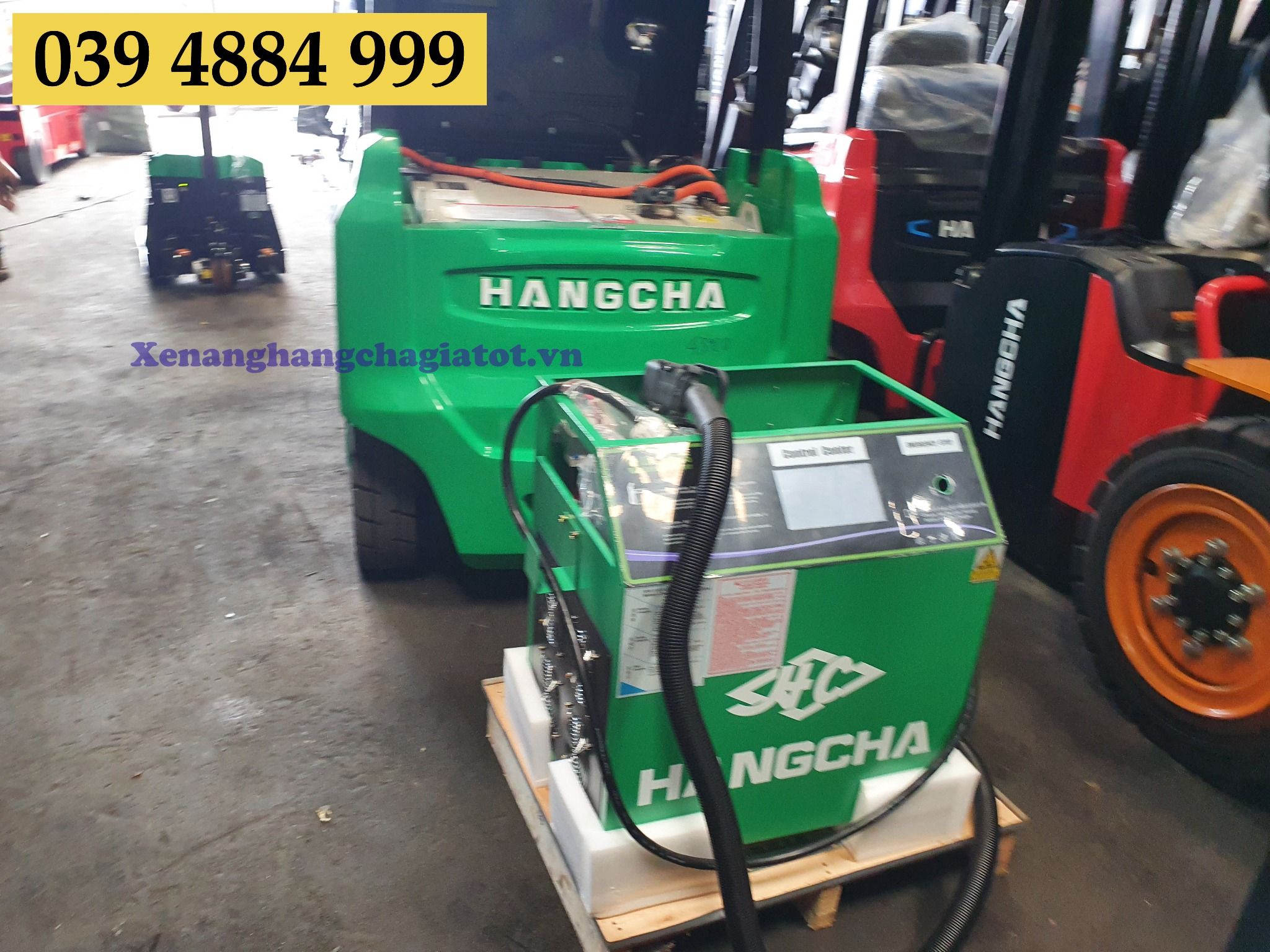 Xe Nâng Điện 2 Tấn Mới