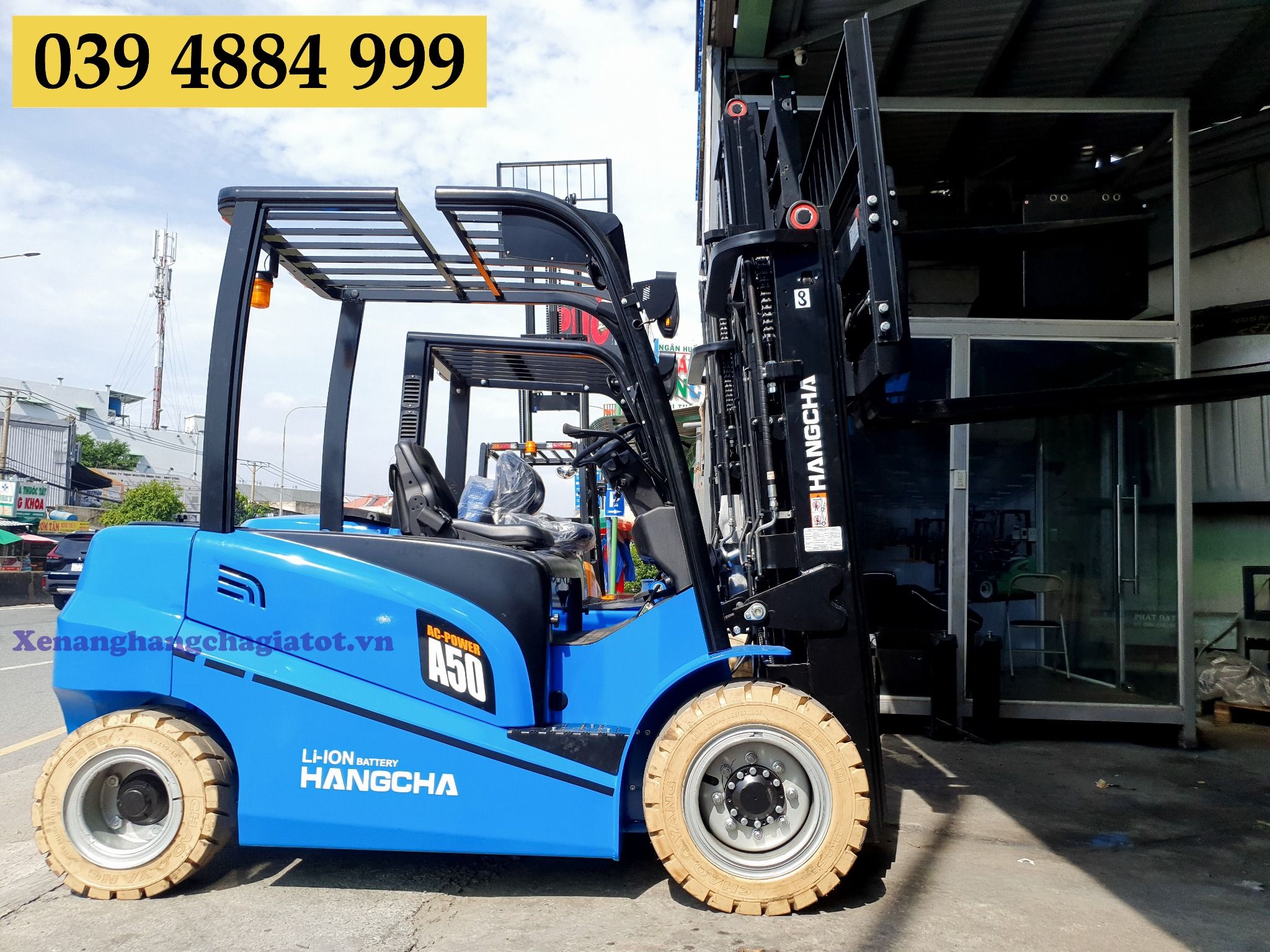 Xe Nâng Điện 5 Tấn Mới
