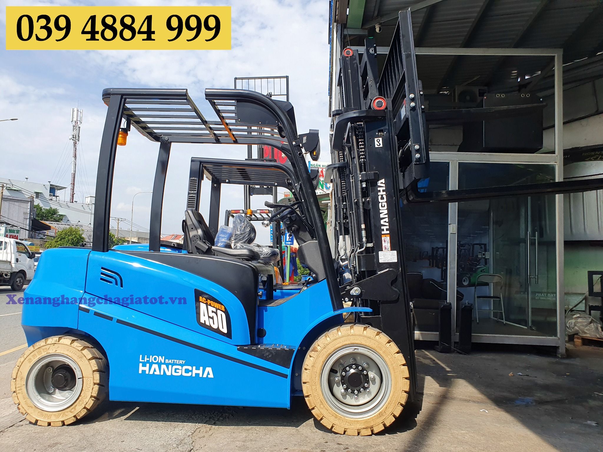 Xe Nâng Điện 5 Tấn Mới