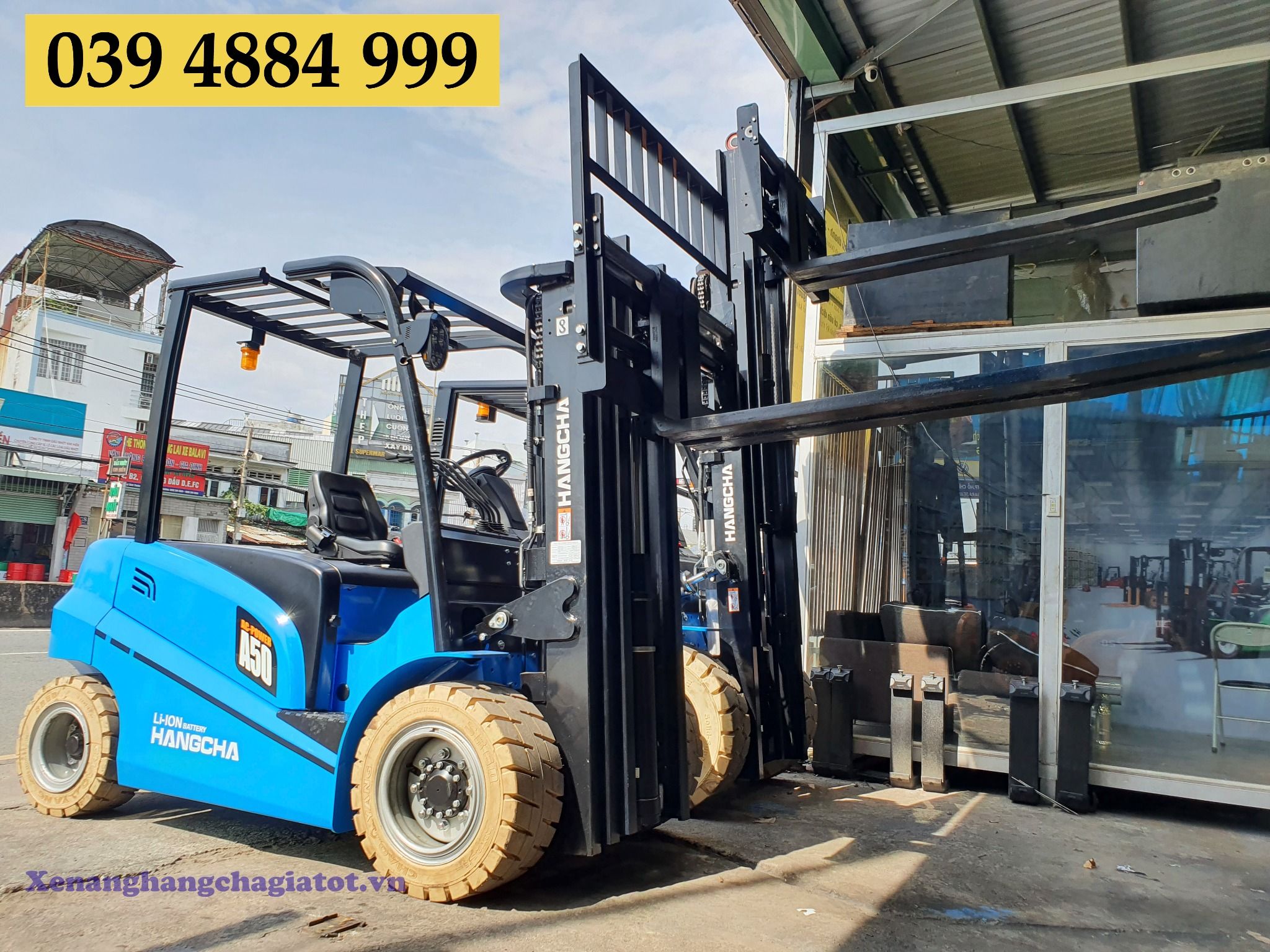 Xe Nâng Điện 5 Tấn Mới