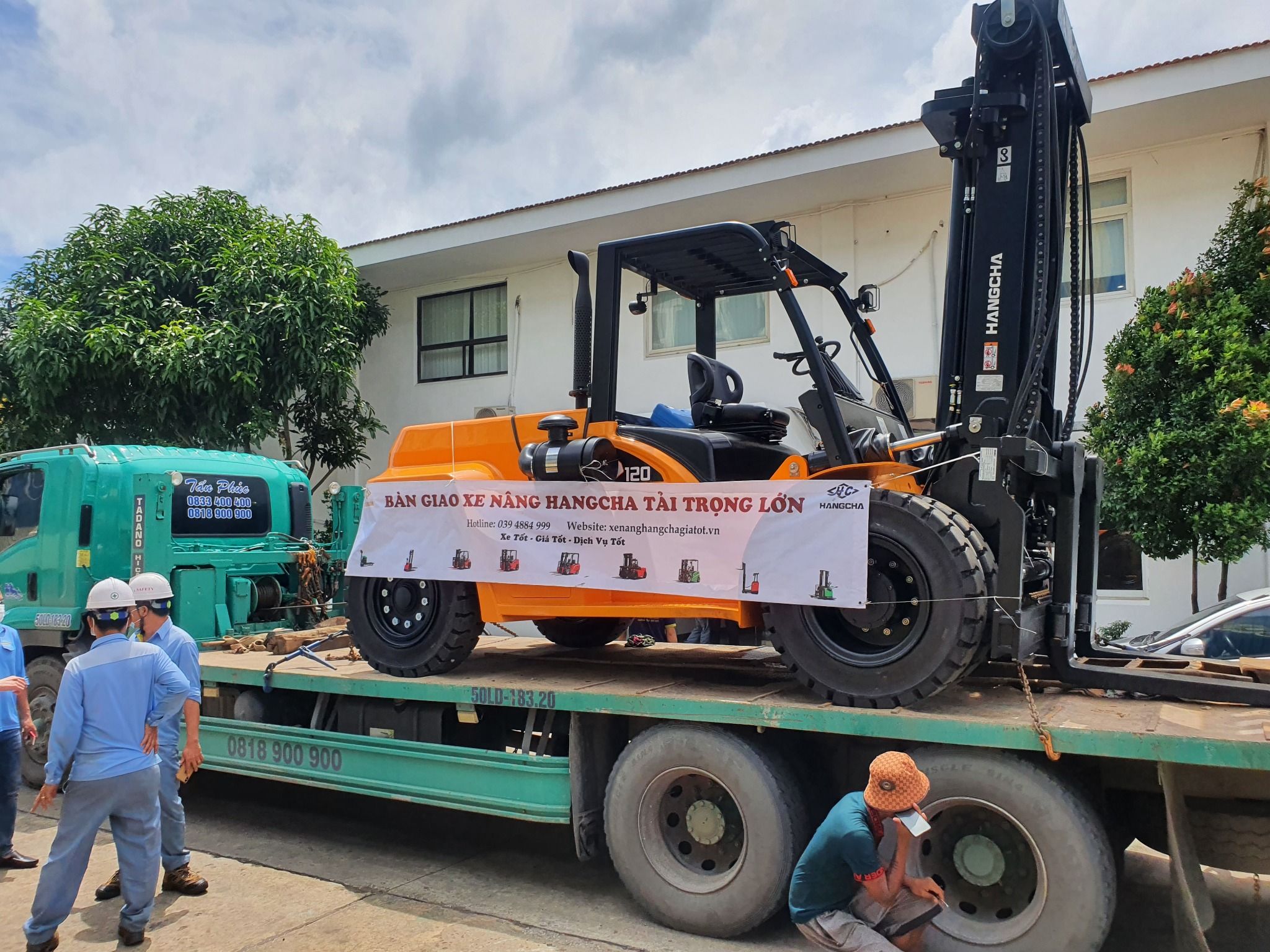 Xe Nâng Dầu Hangcha 12 Tấn Mới 100%