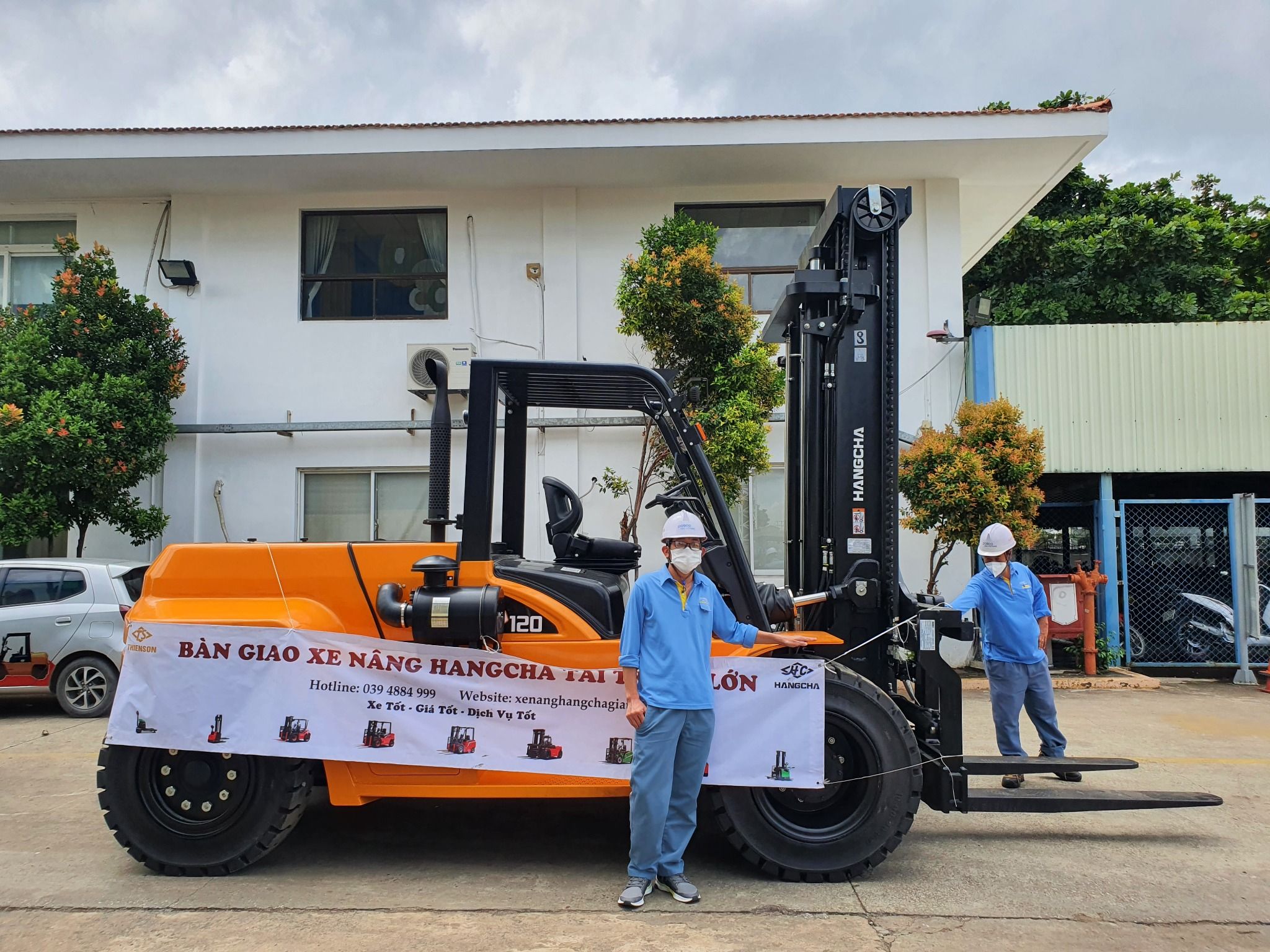 Xe Nâng Dầu Hangcha 12 Tấn Mới 100%