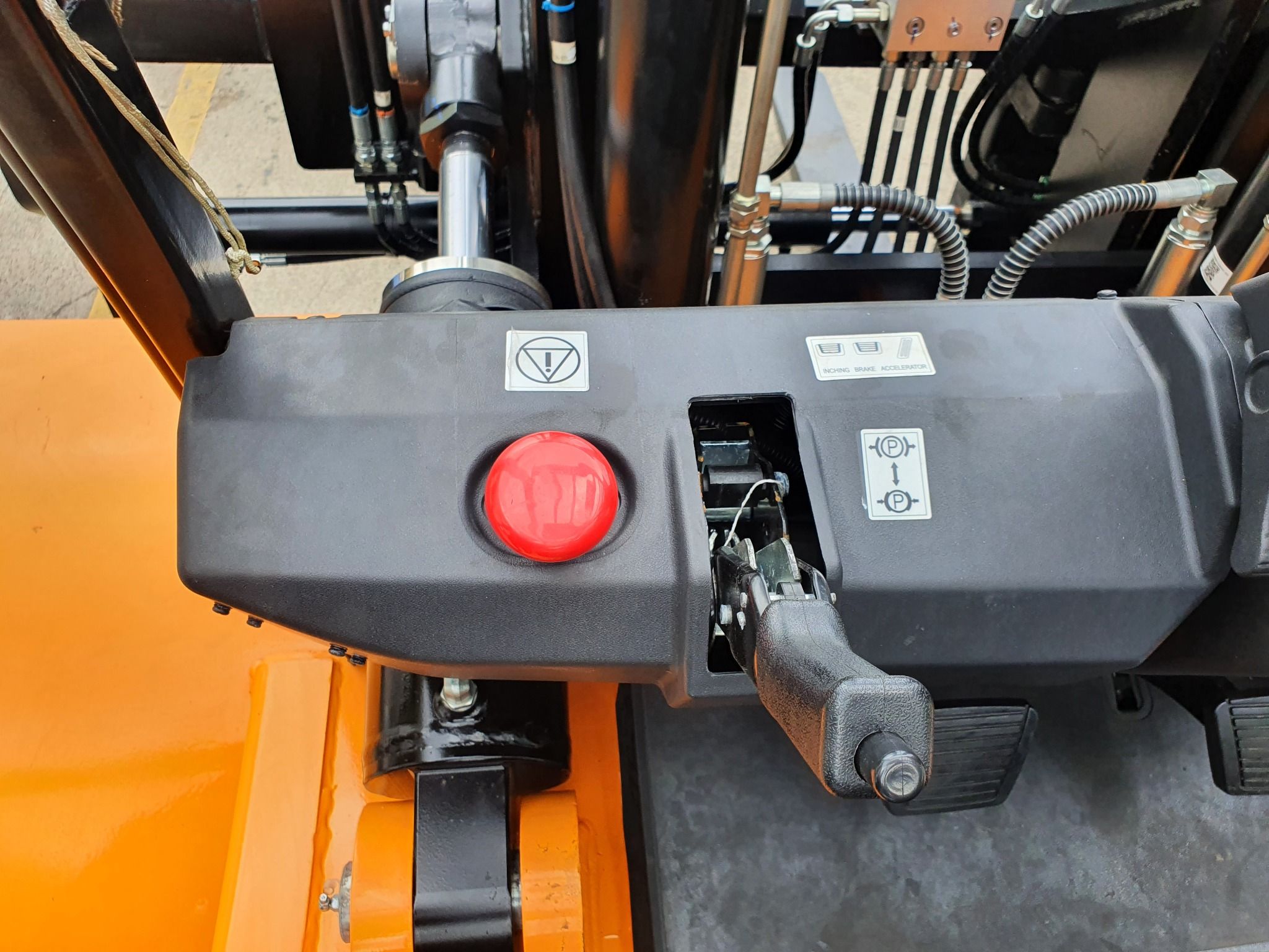 Xe Nâng Dầu Hangcha 12 Tấn Mới 100%