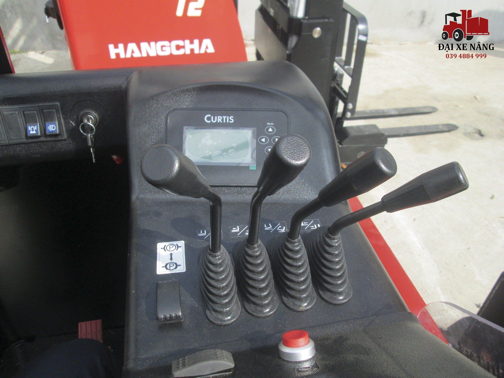 Xe Nâng Điện Reach Truck 2 Tấn Đứng Lái