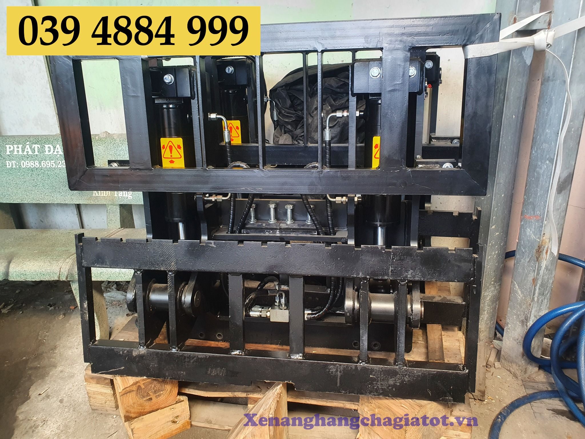 Xe Nâng Dầu 3.5 Tấn Mới