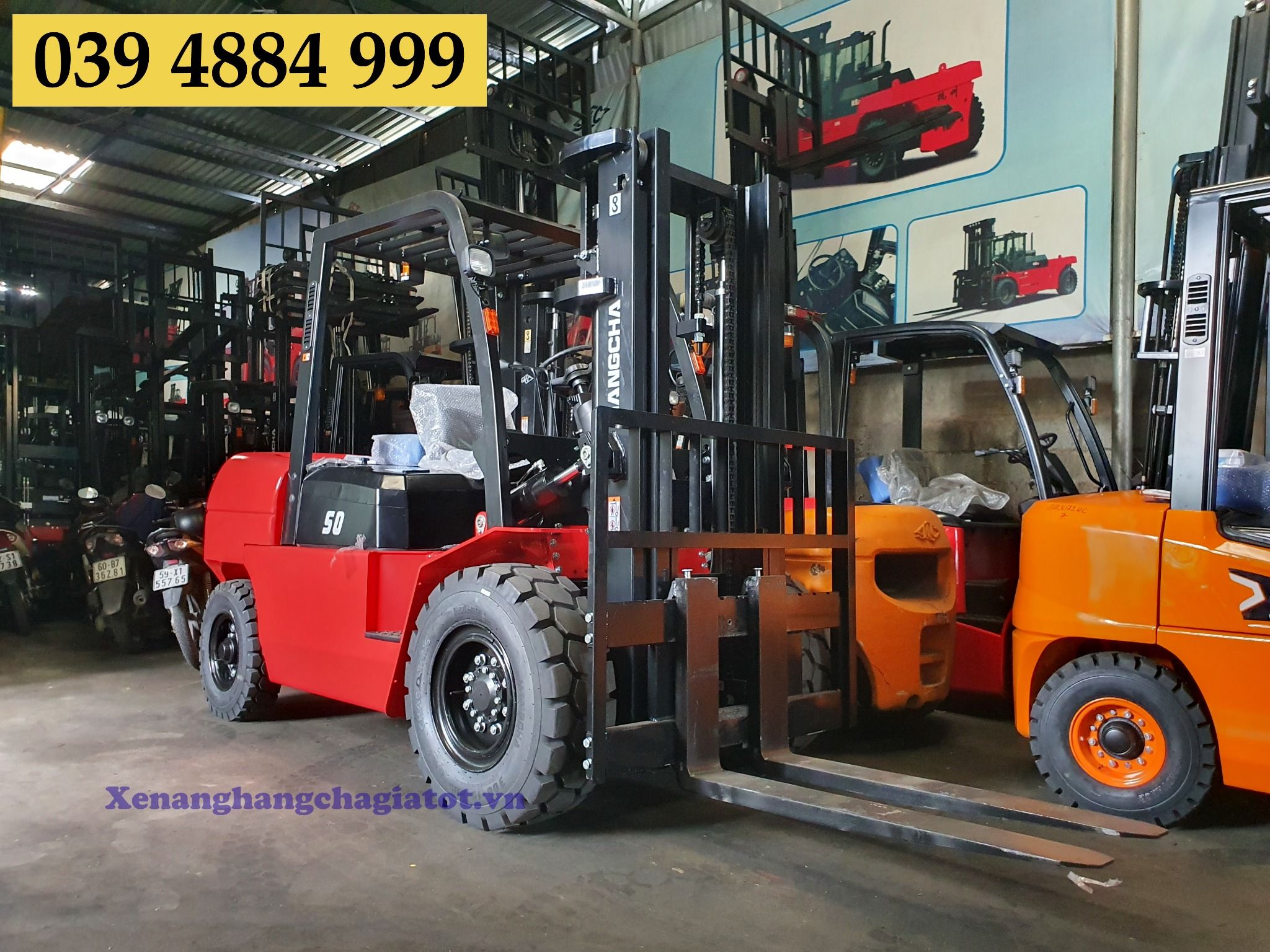 Xe Nâng Dầu 5 Tấn Mới