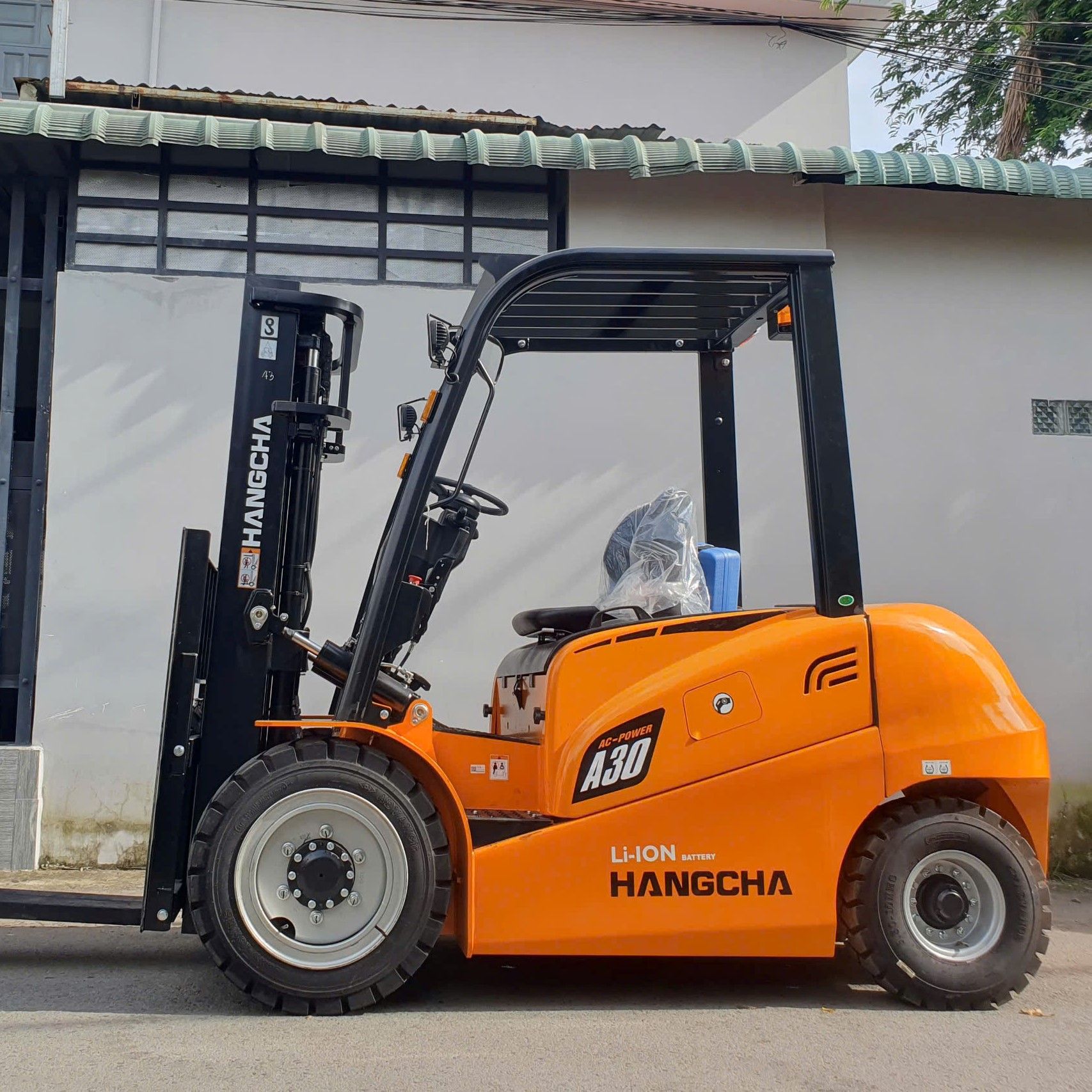 Xe Nâng Điện Lithium 3 Tấn Dòng XA