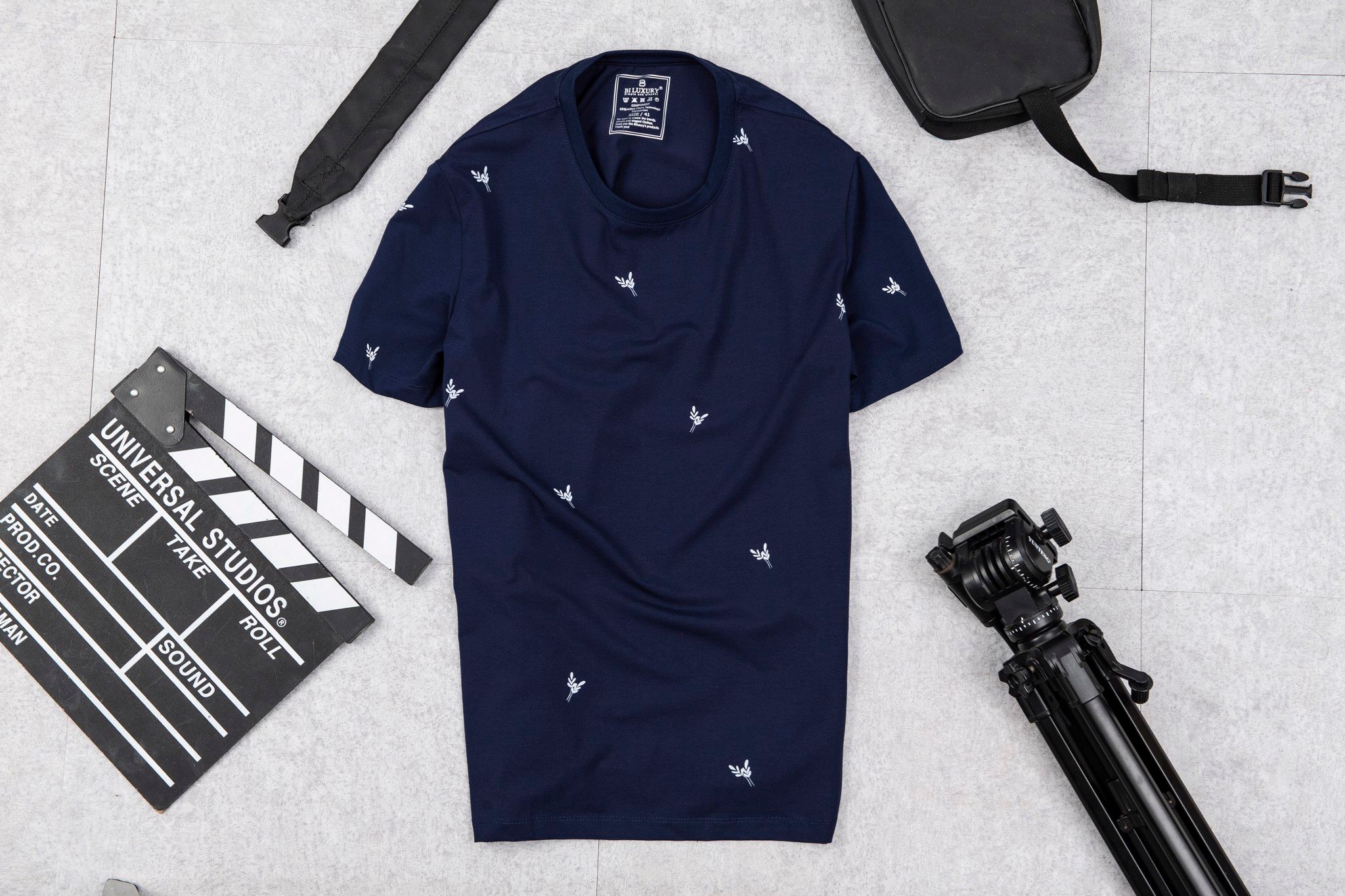 Áo t.shirt họa tiết (Tím than tối) APKH051TTT