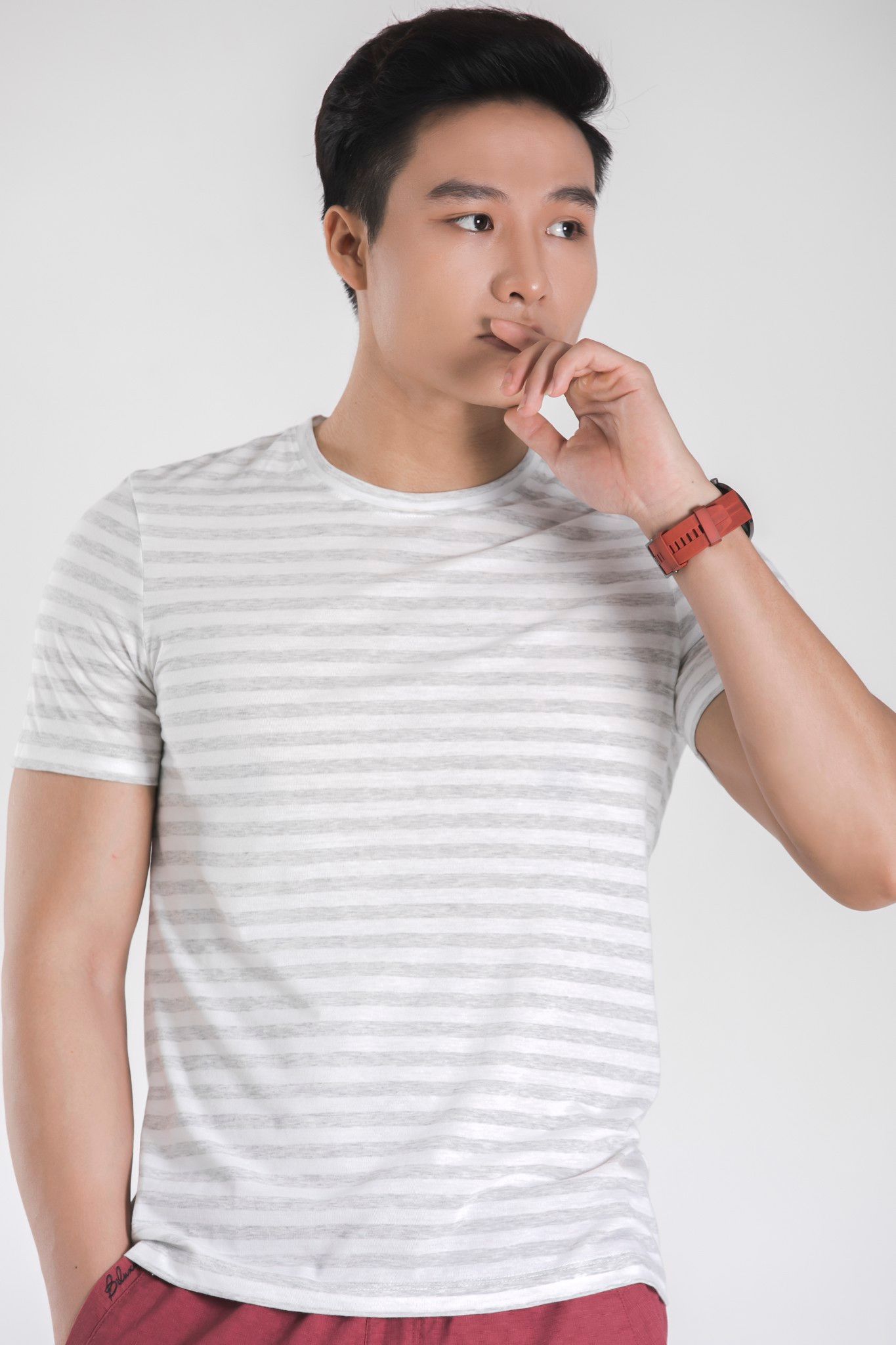Áo phông sọc ngang thêu Elegant Biluxury APKS002GHS