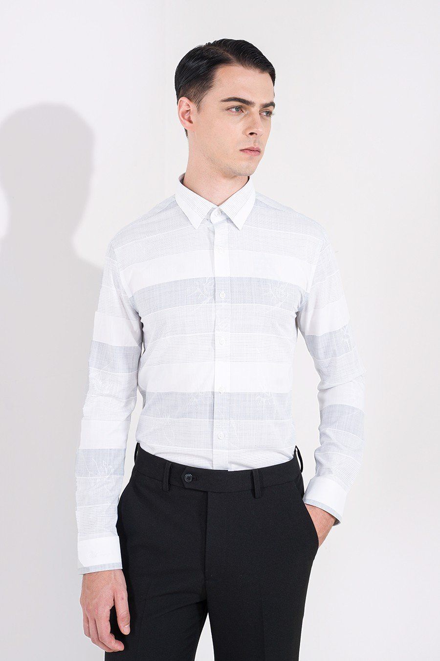 Áo sơ mi nam dài tay sọc ngang họa tiết (Ghi sáng) - SMDS006GHS
